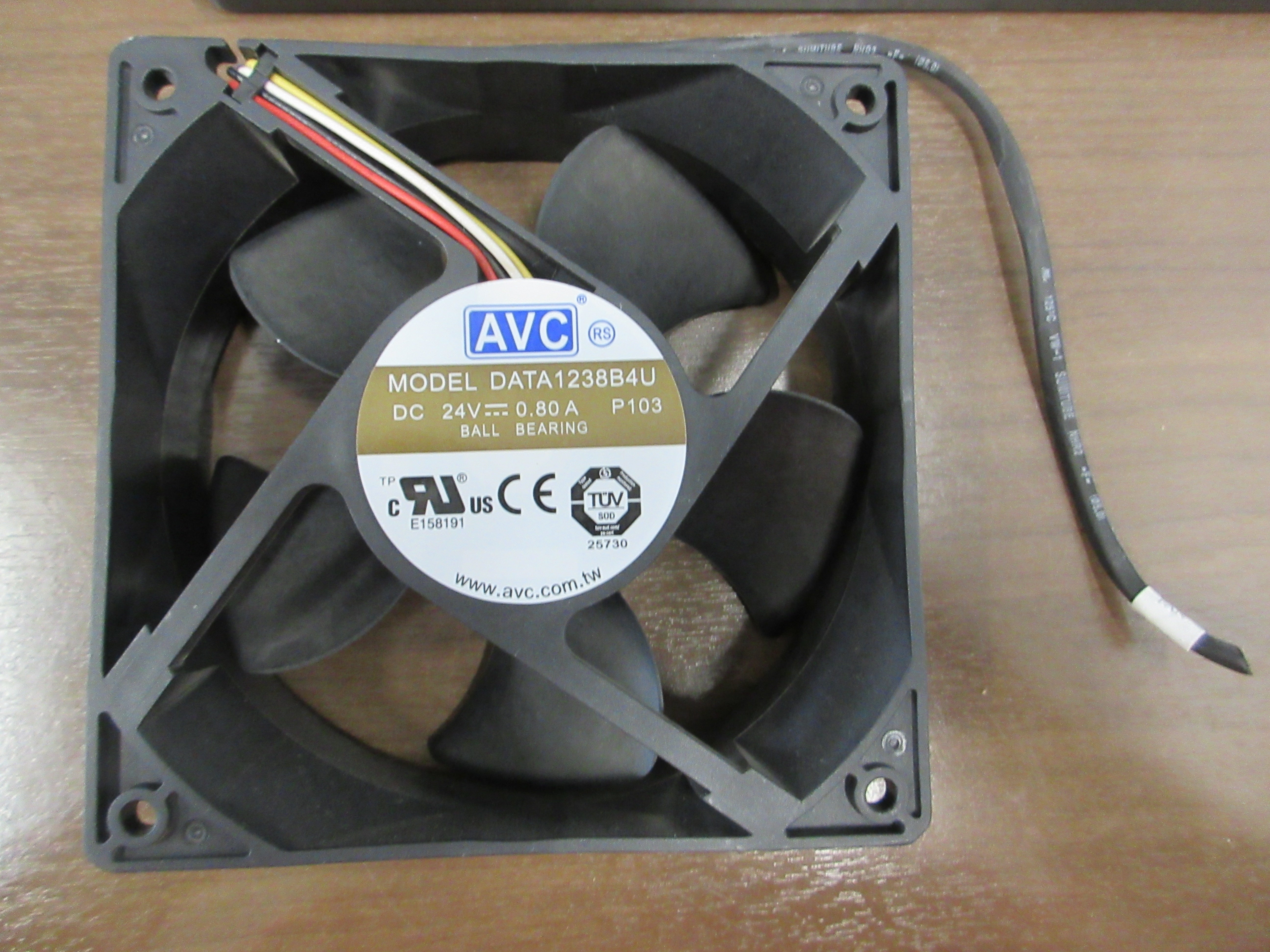 AVC Axial Fan DATA 1238B4U 24 VDC 0.80 A *No Power Connector Used