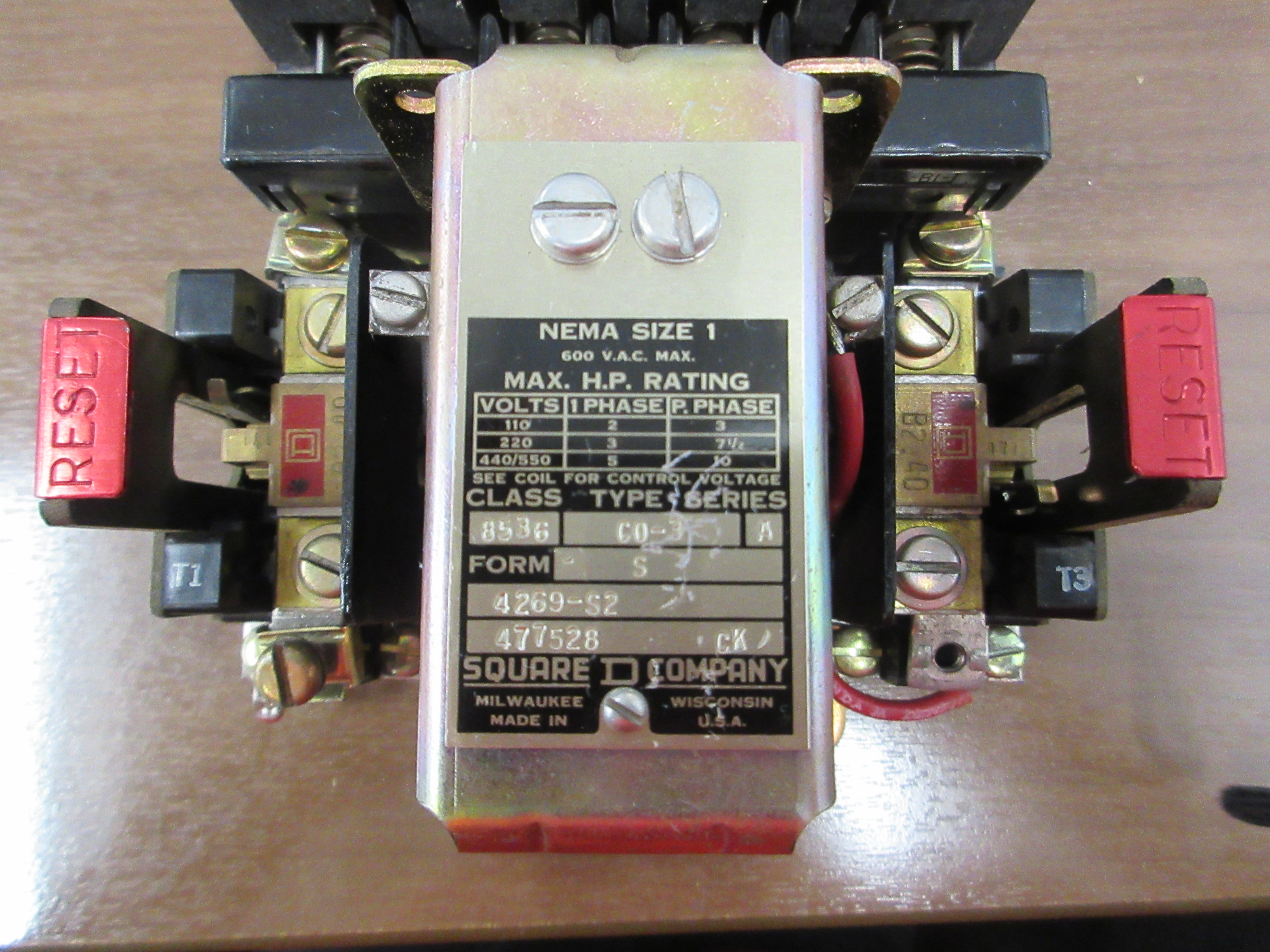 Square D Size1 Starter 8536 CO-3 S Ser. A 120V Coil 600V Used