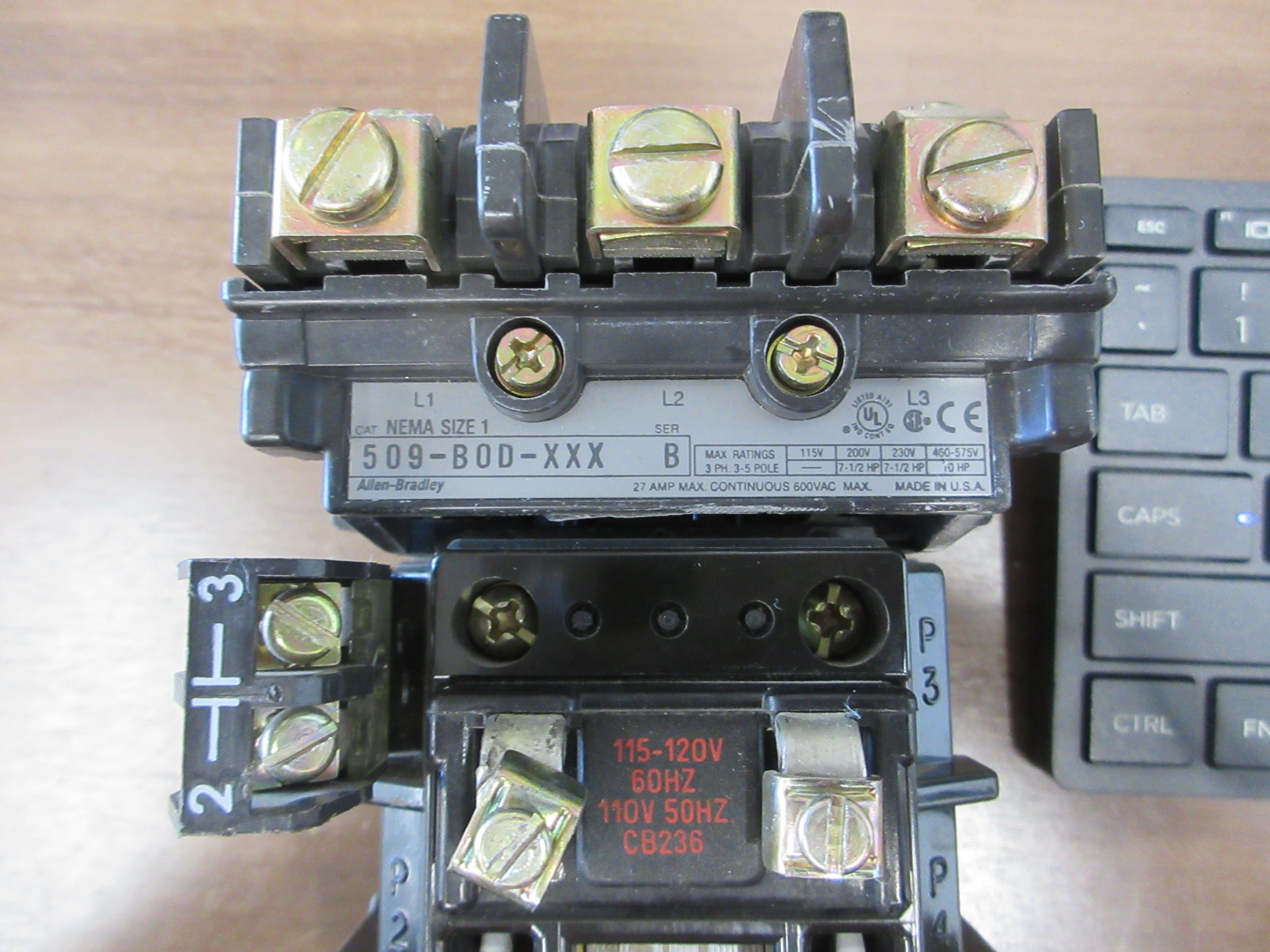 Allen- Bradley Size 1 Starter 509-BOD-XXX / 592-EC 2BC 115-120V Coil Used