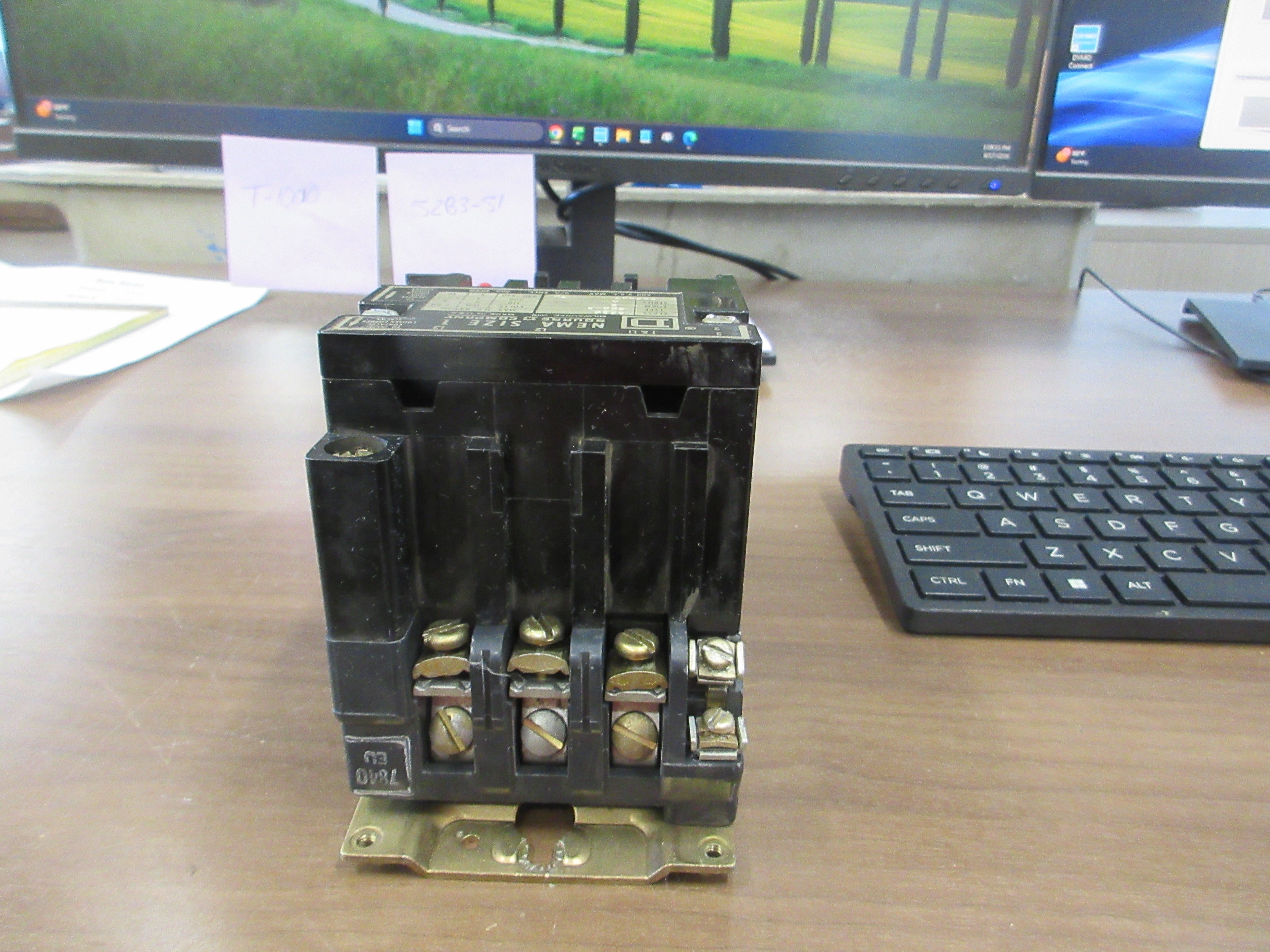 Square D Size 1 Starter 8536 SCO -3 S Ser. A 120V Coil 600 V Used