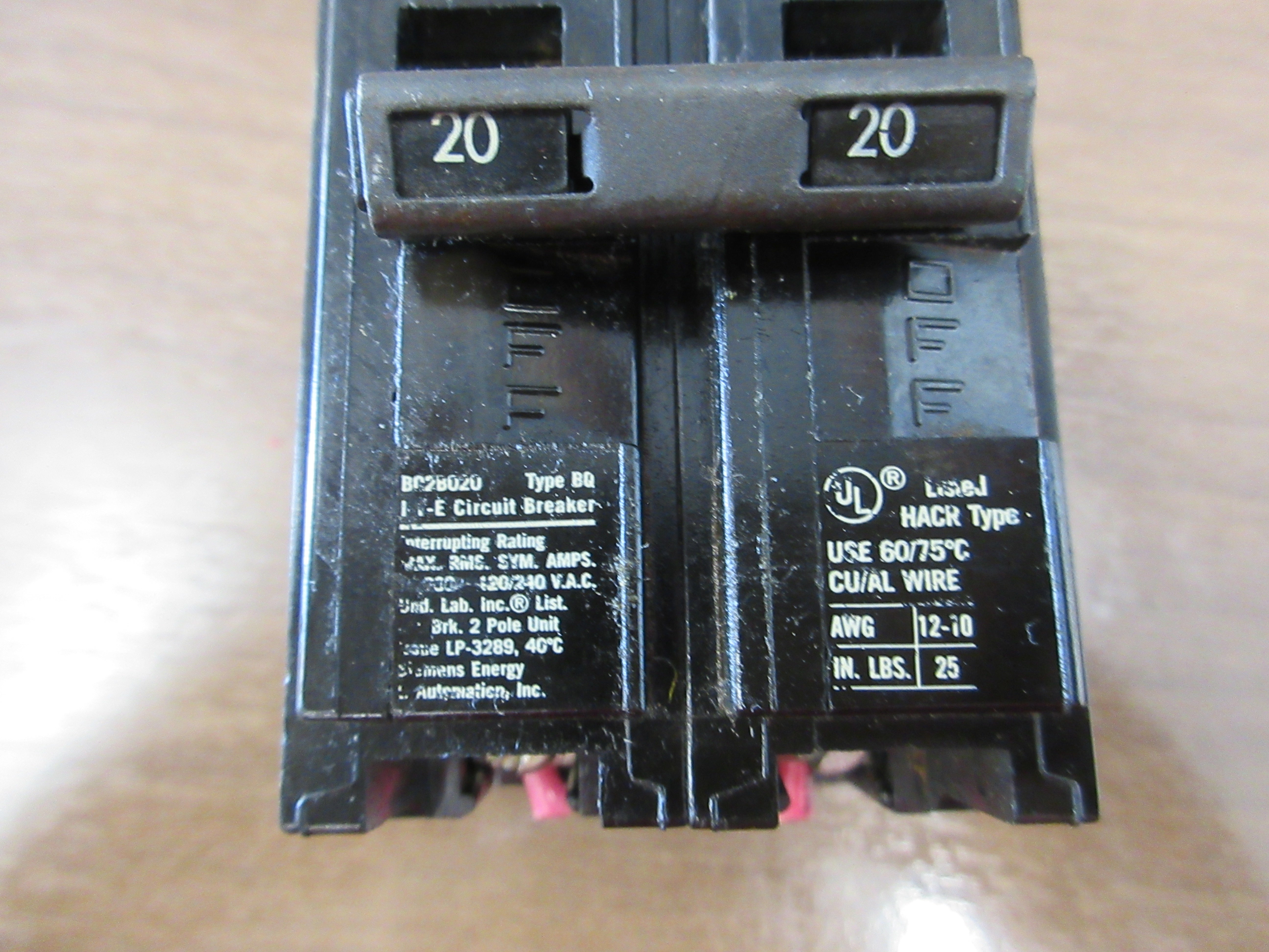 Siemens ITE Bolt-On Circuit Breaker  BQ2B020 20A 120/240V 2P *Lot of 2* Used
