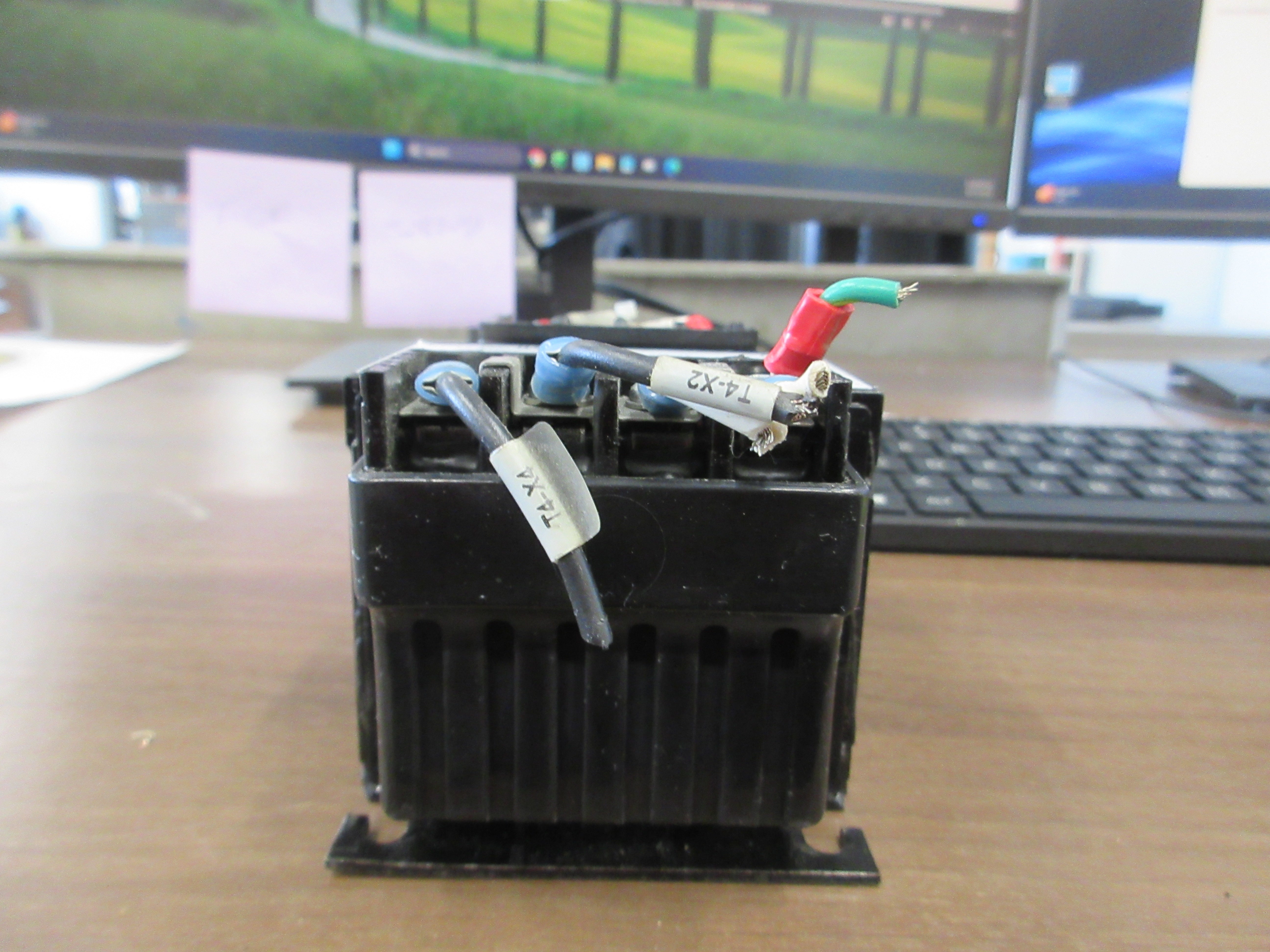 Hammed Transformer 159644 100VA Pri: 230V Ser: 115/230V 50/60Hz 1ph Used