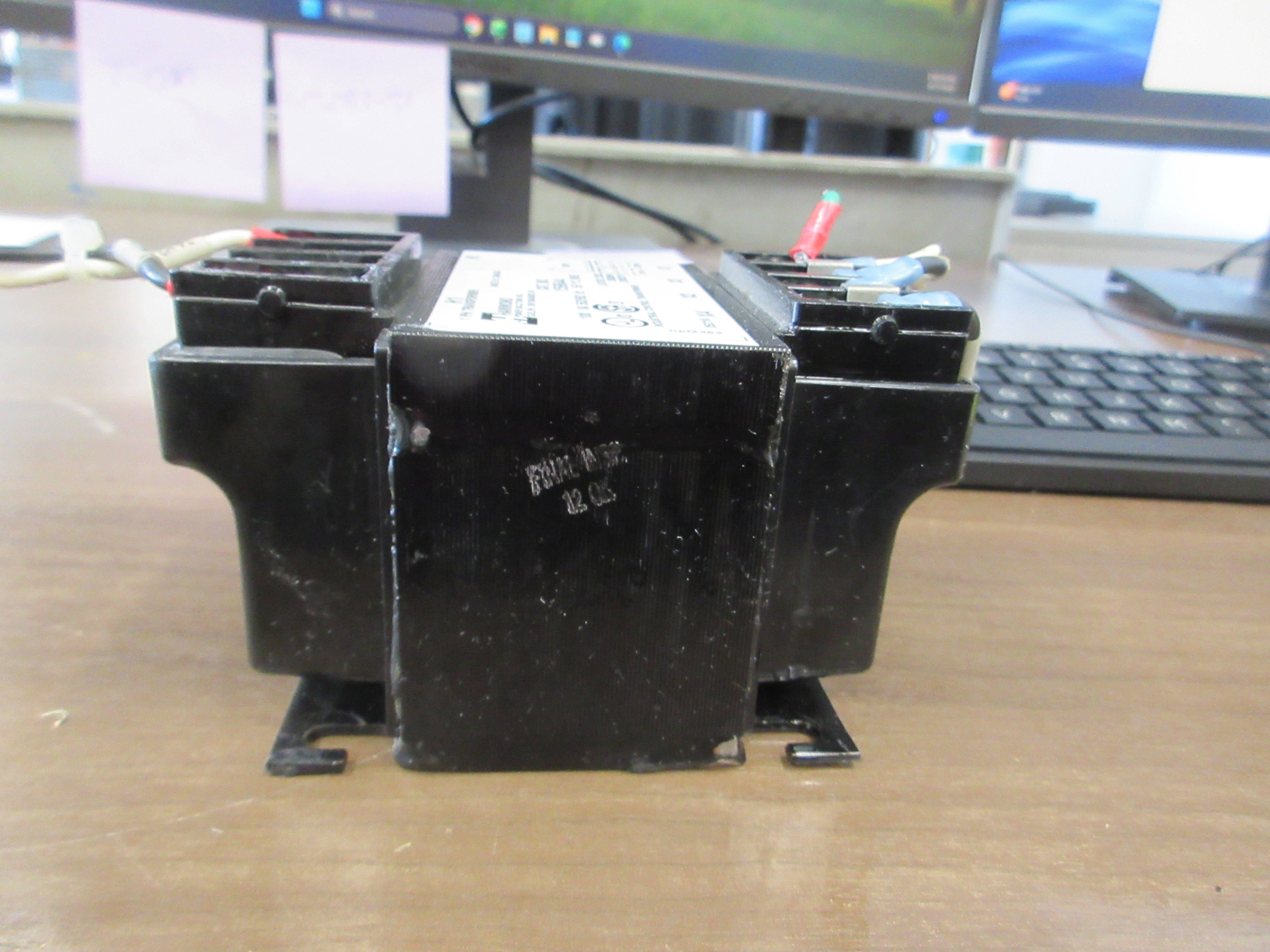 Hammed Transformer 159644 100VA Pri: 230V Ser: 115/230V 50/60Hz 1ph Used