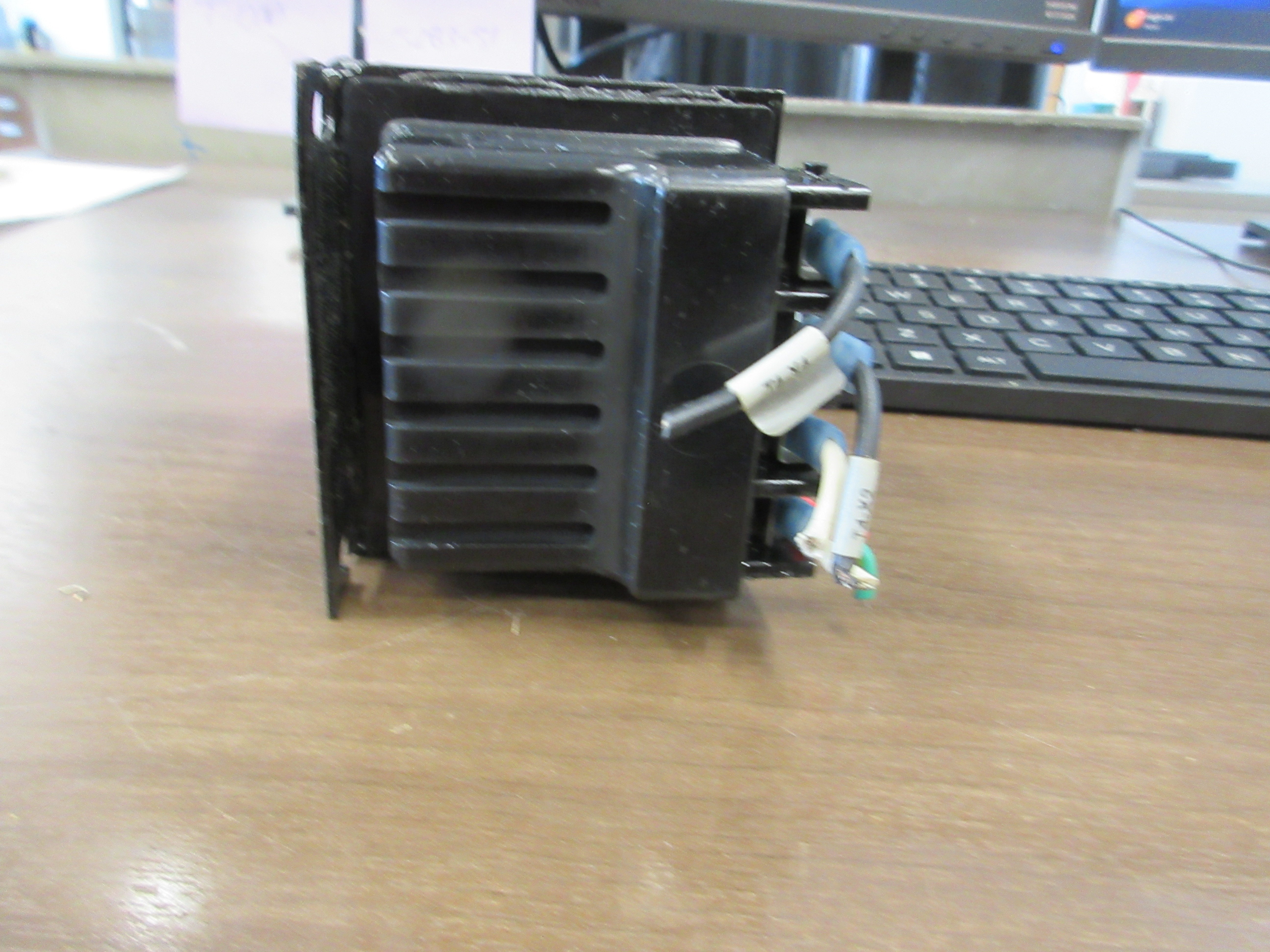Hammed Transformer 159644 100VA Pri: 230V Ser: 115/230V 50/60Hz 1ph Used