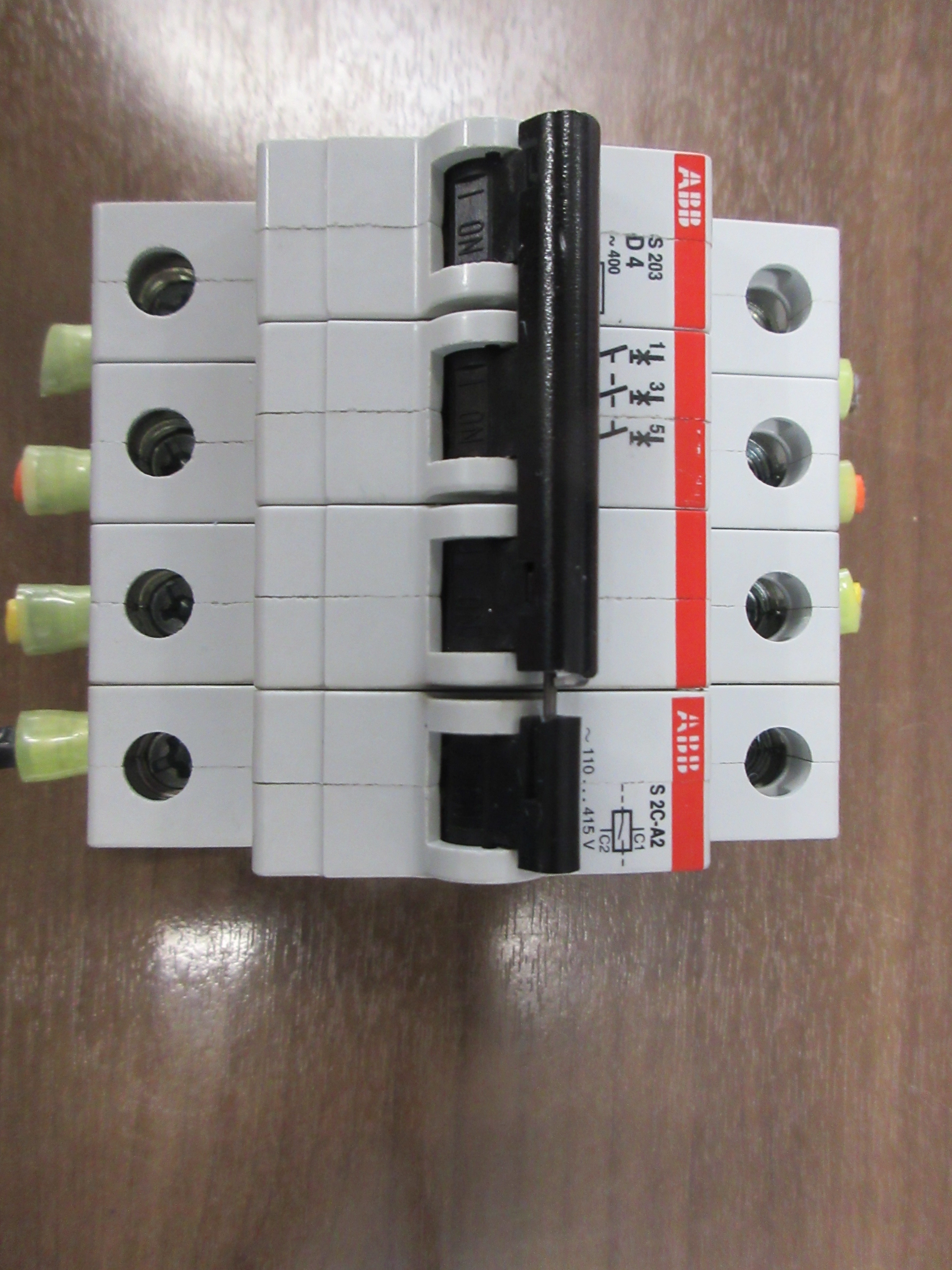 ABB Circuit Breaker W/Adder Pole S203 D4 4 A 400V 4 P Used
