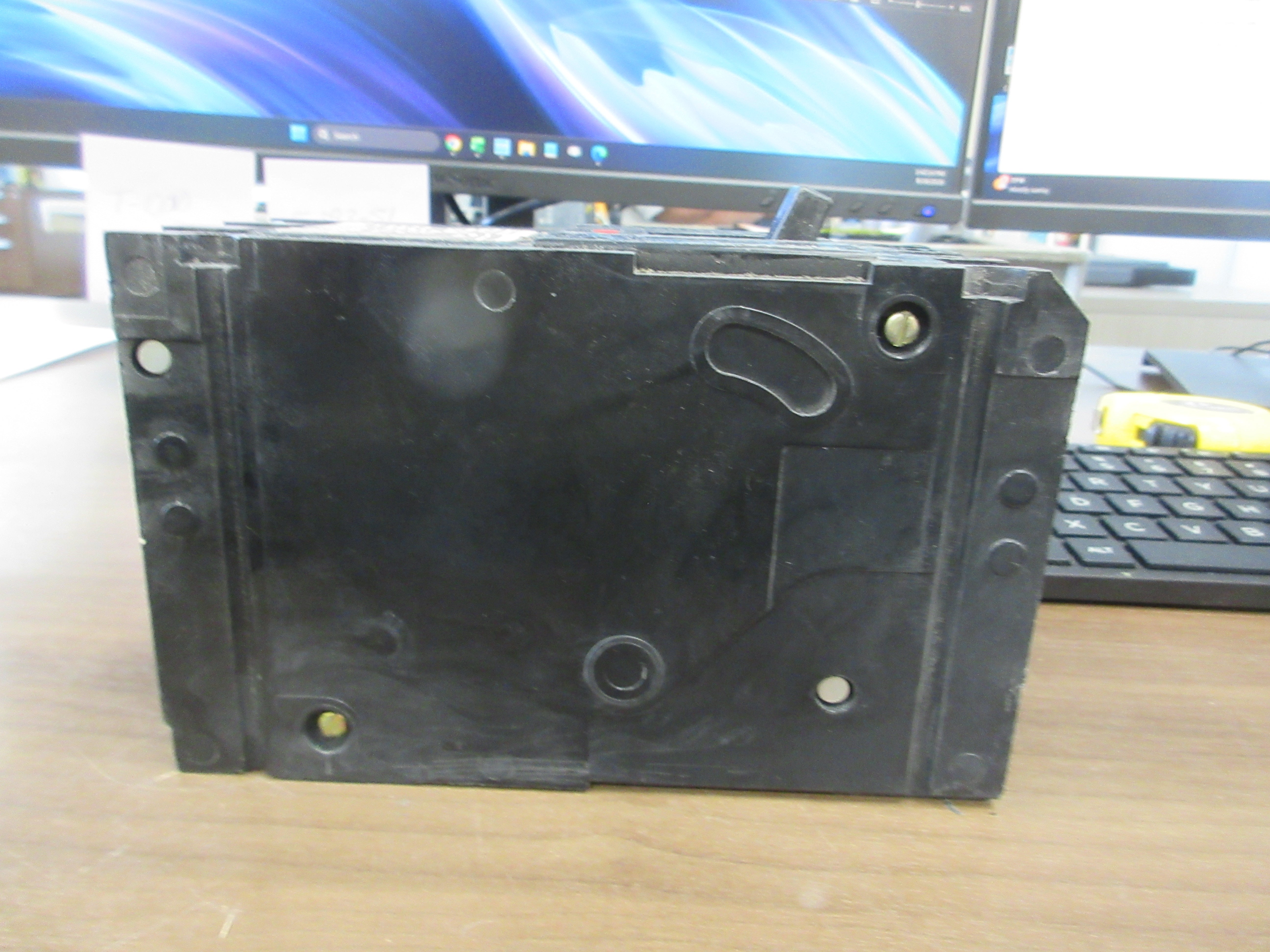 Gould ITE Circuit Breaker E43B030 30A 480V 3P Used