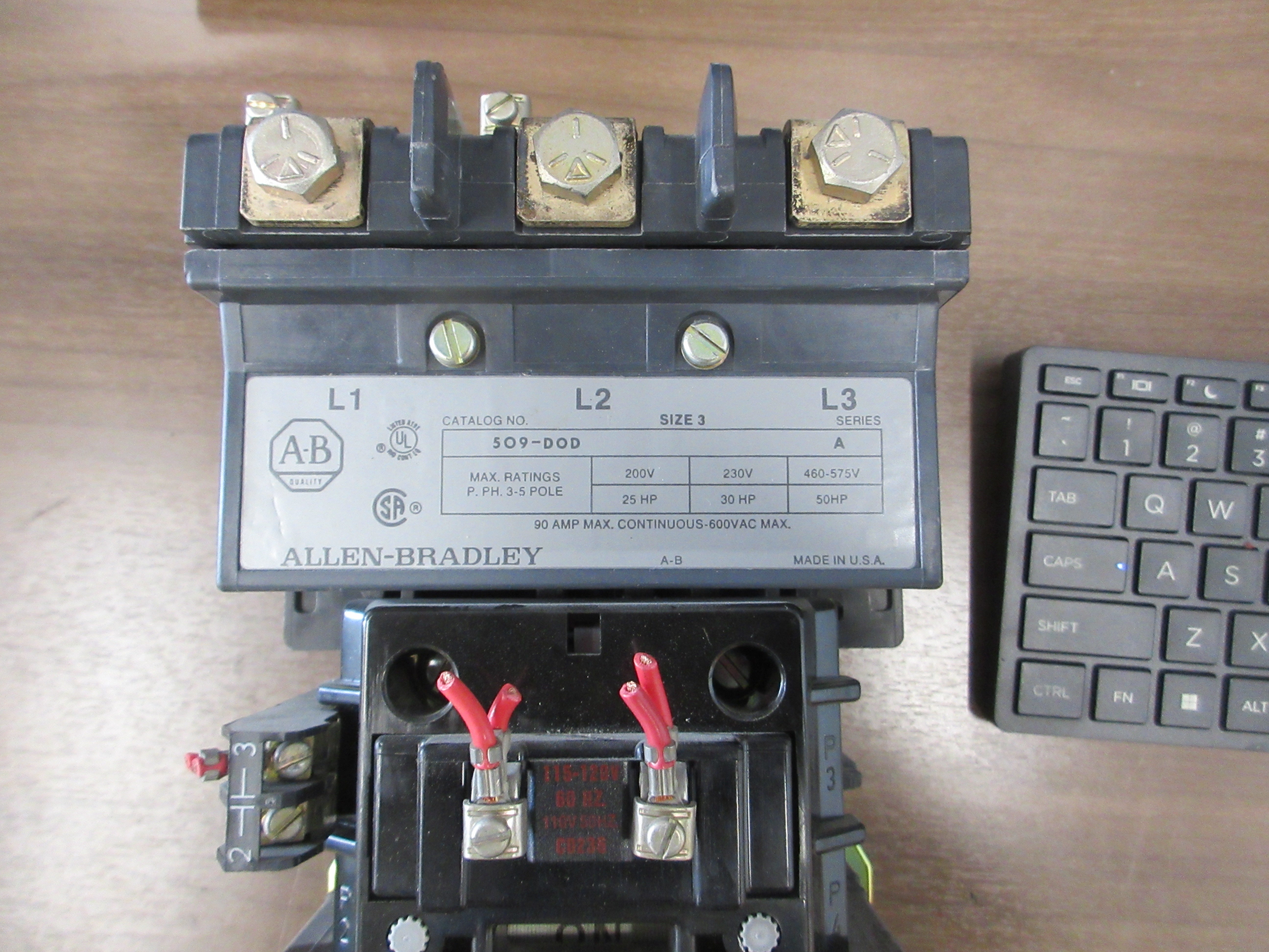 Allen-Bradley Size 3 Starter 509-DOD 115-120V Coil 90A 600V (1) Aux Contact Used