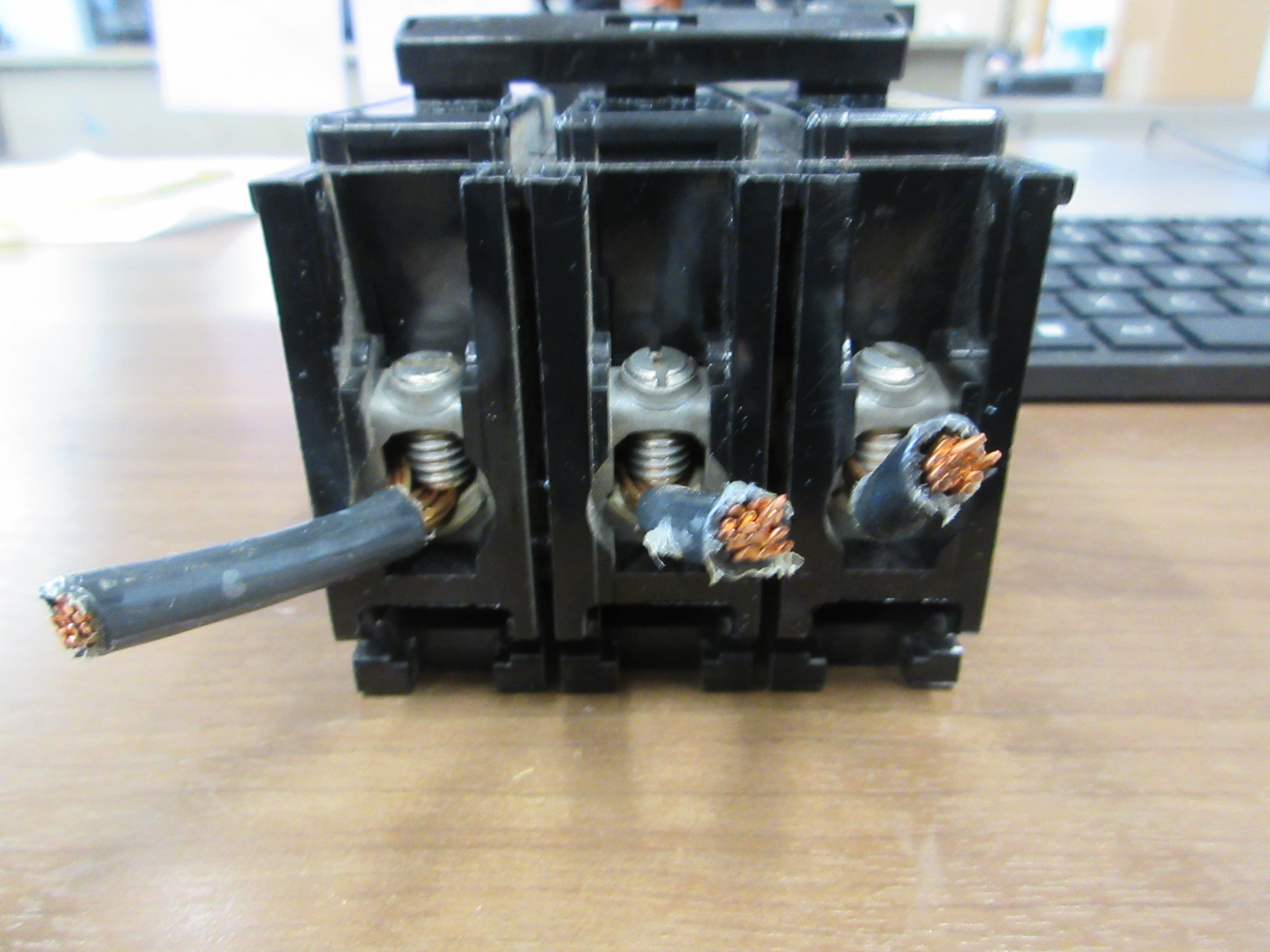 Challenger Clip-On Circuit Breaker C360 60A 240V 3P Used