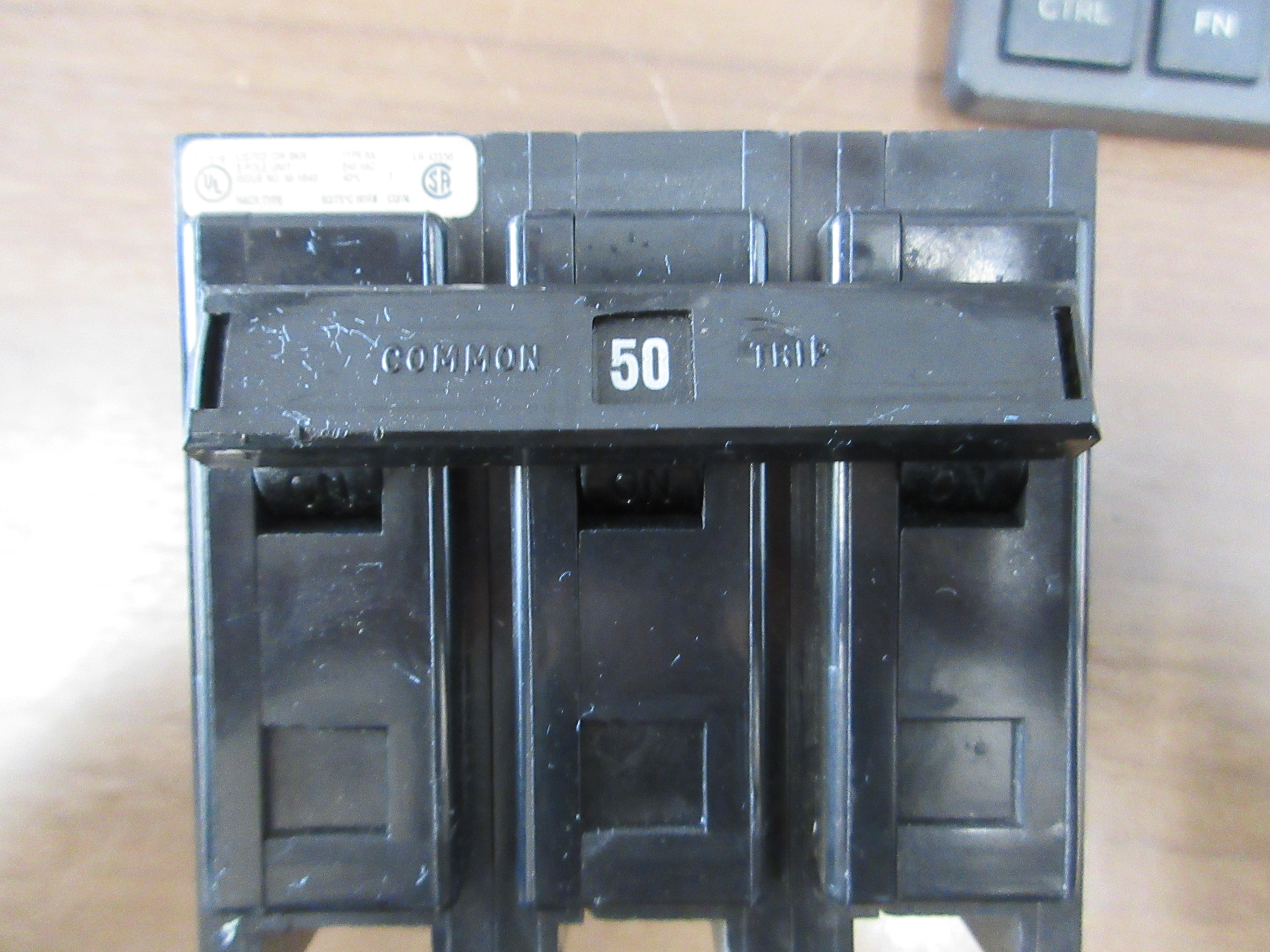 Cutler-Hammer Type BA Bolt-on Circuit Breaker BAB3050H 50A 240V 3P Used