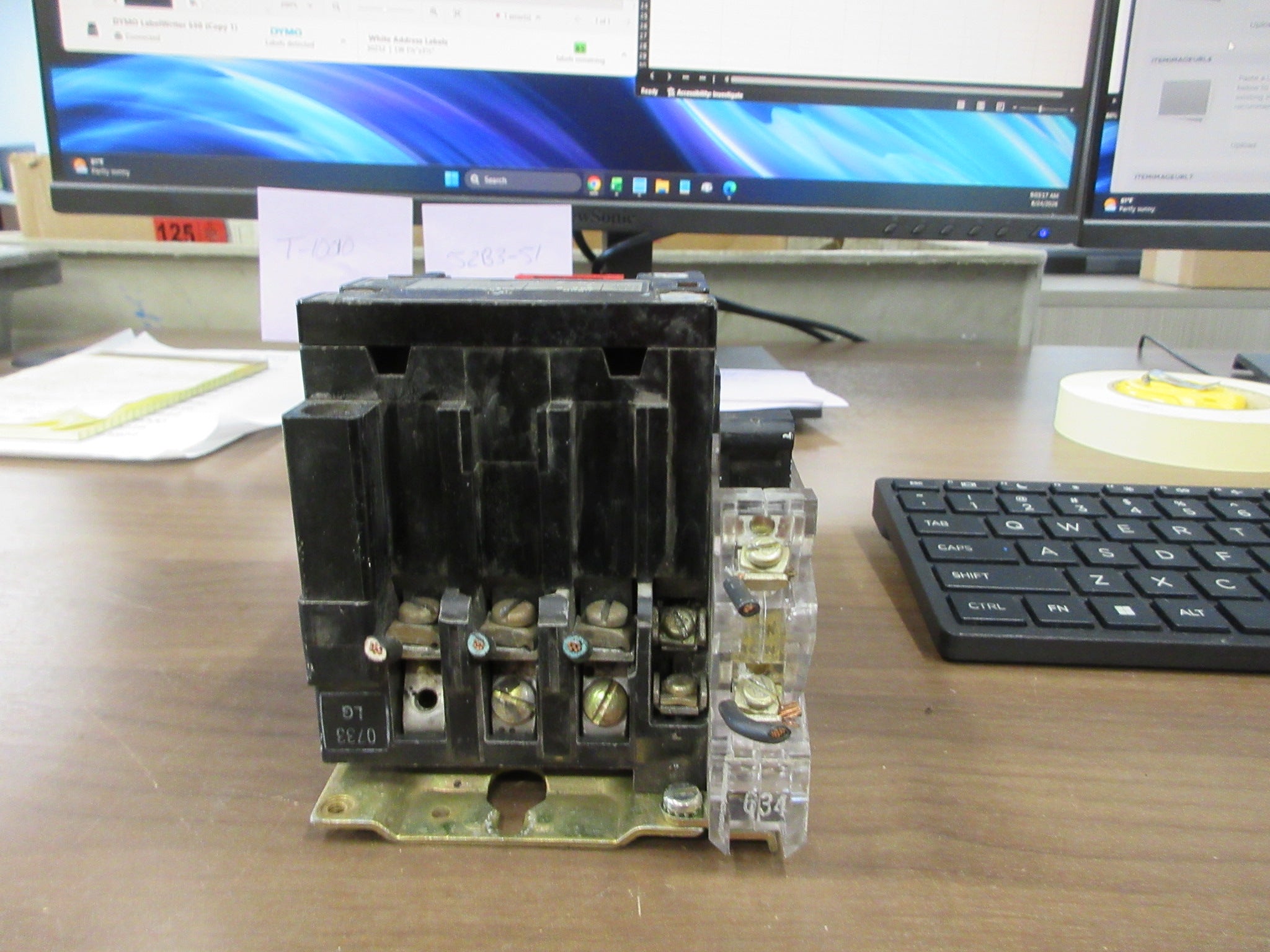 Square D Size 0 Starter 8536 SBO2 S Ser. A 120V Coil 600V (1) Aux Fuse Used
