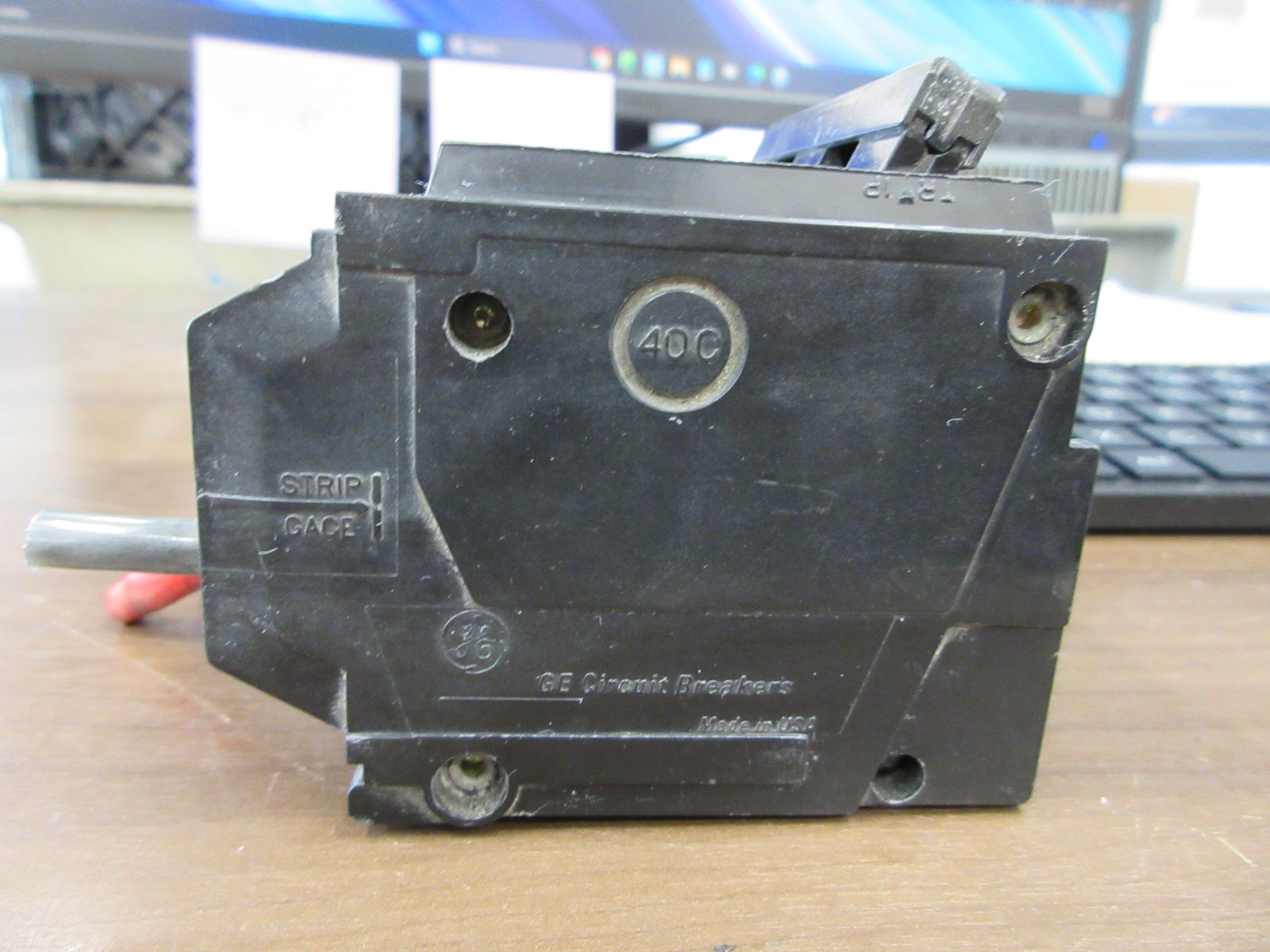 GE Clip-On Circuit Breaker THQL32050 50A 240V 3P Not Chipped  Used