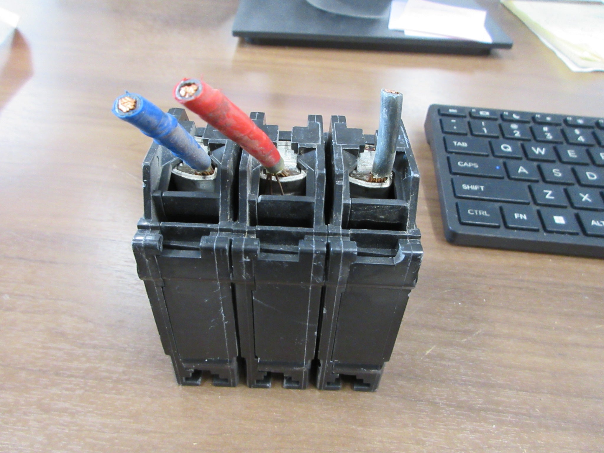 GE Clip-On Circuit Breaker THQL32050 50A 240V 3P Not Chipped  Used