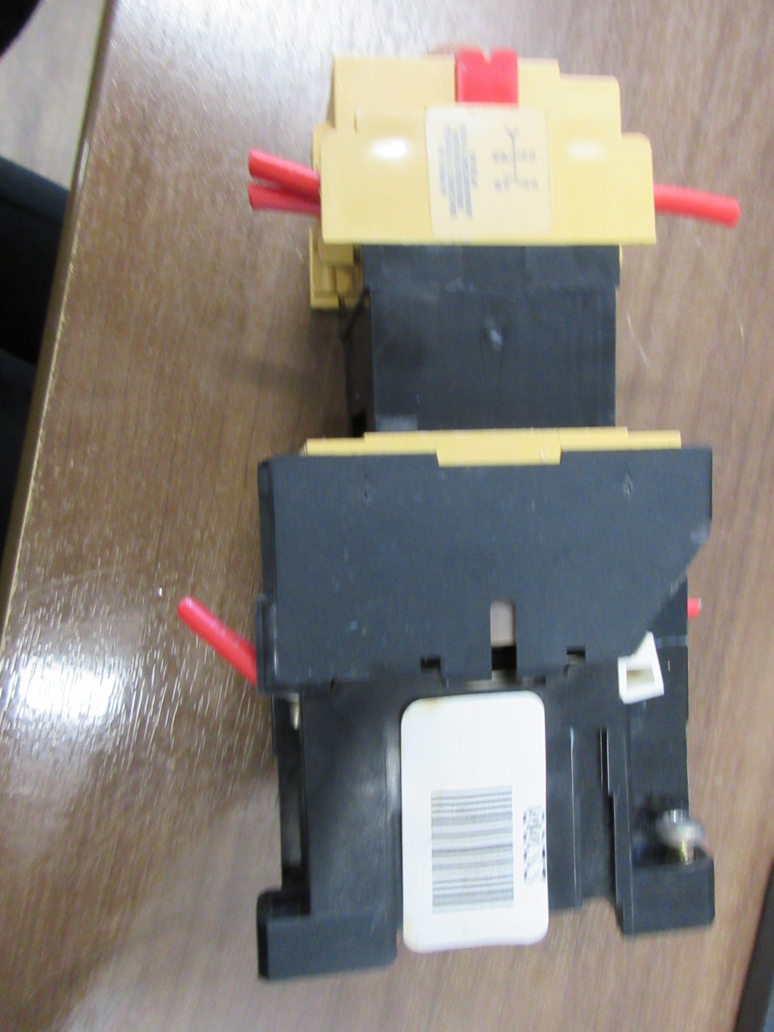 Allen-Bradley Timing Relay 196-FTA Ser. B 120V Coil Range: 0.1-180 Ser Used