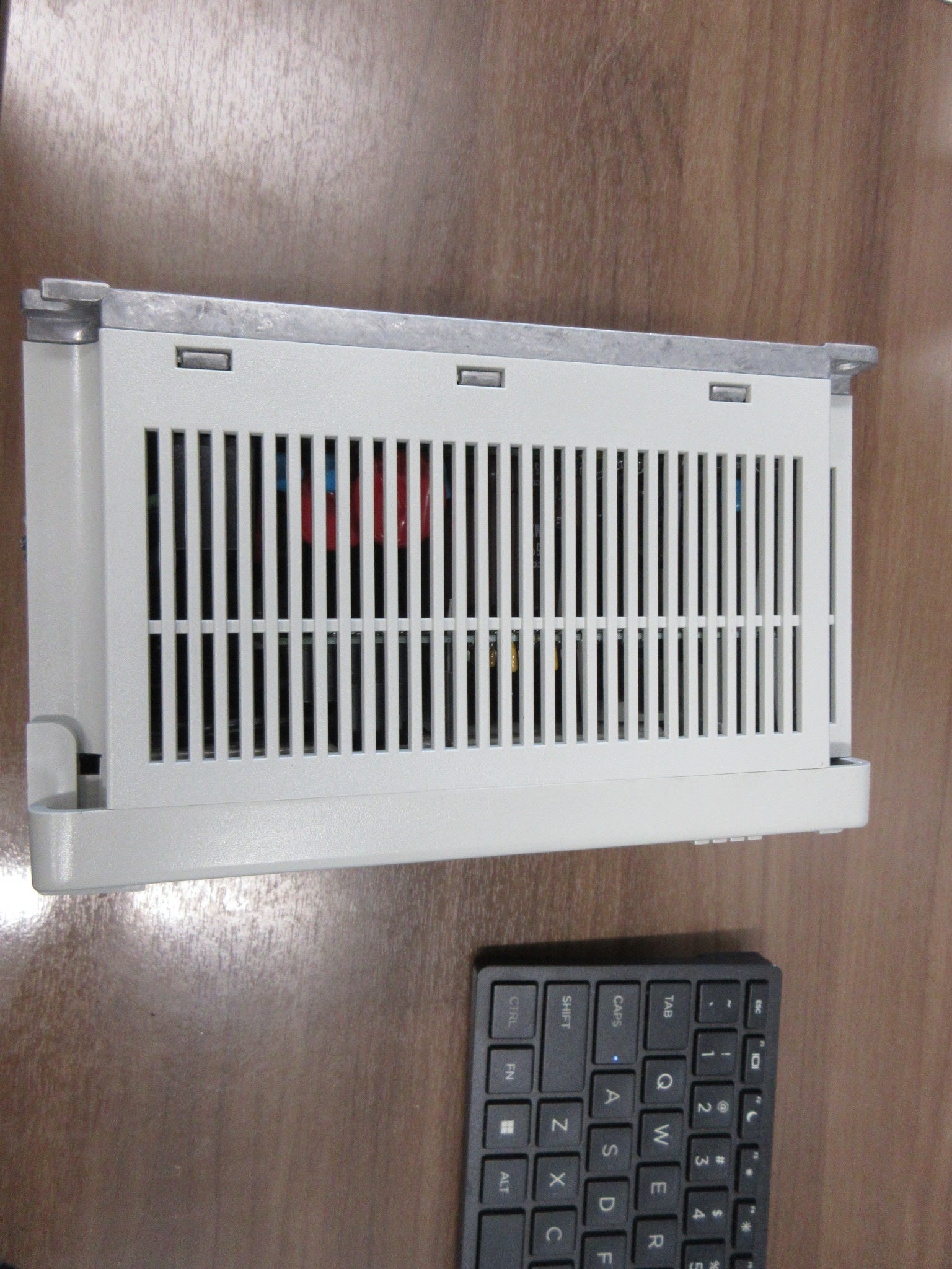Allen-Bradley AC Drive 1305-AA03A Ser. C 0.75 HP 3Ph Used