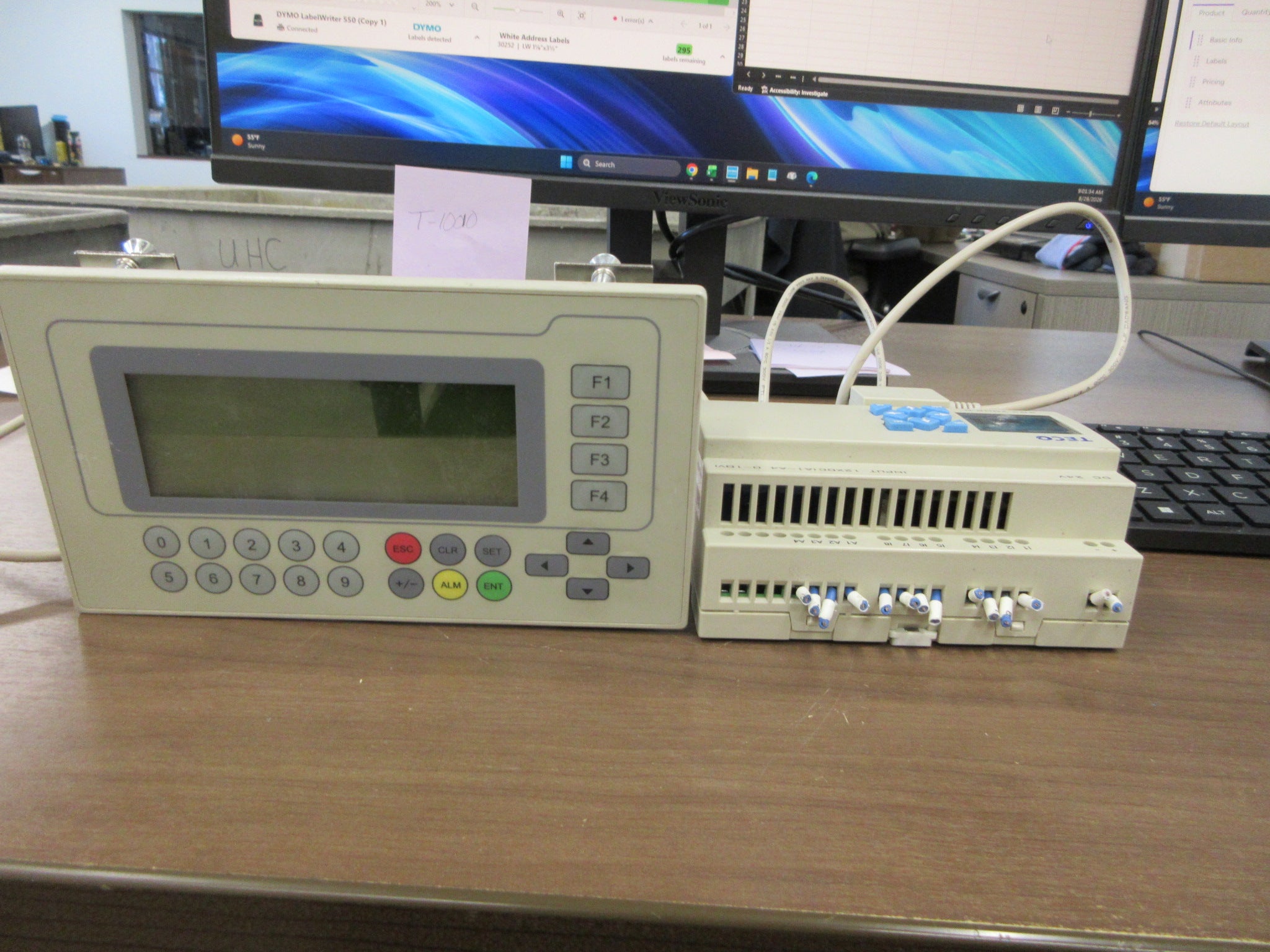 TECO Controller W/Panel SG2-20HR/OPION V3.9 / V1.4 Used