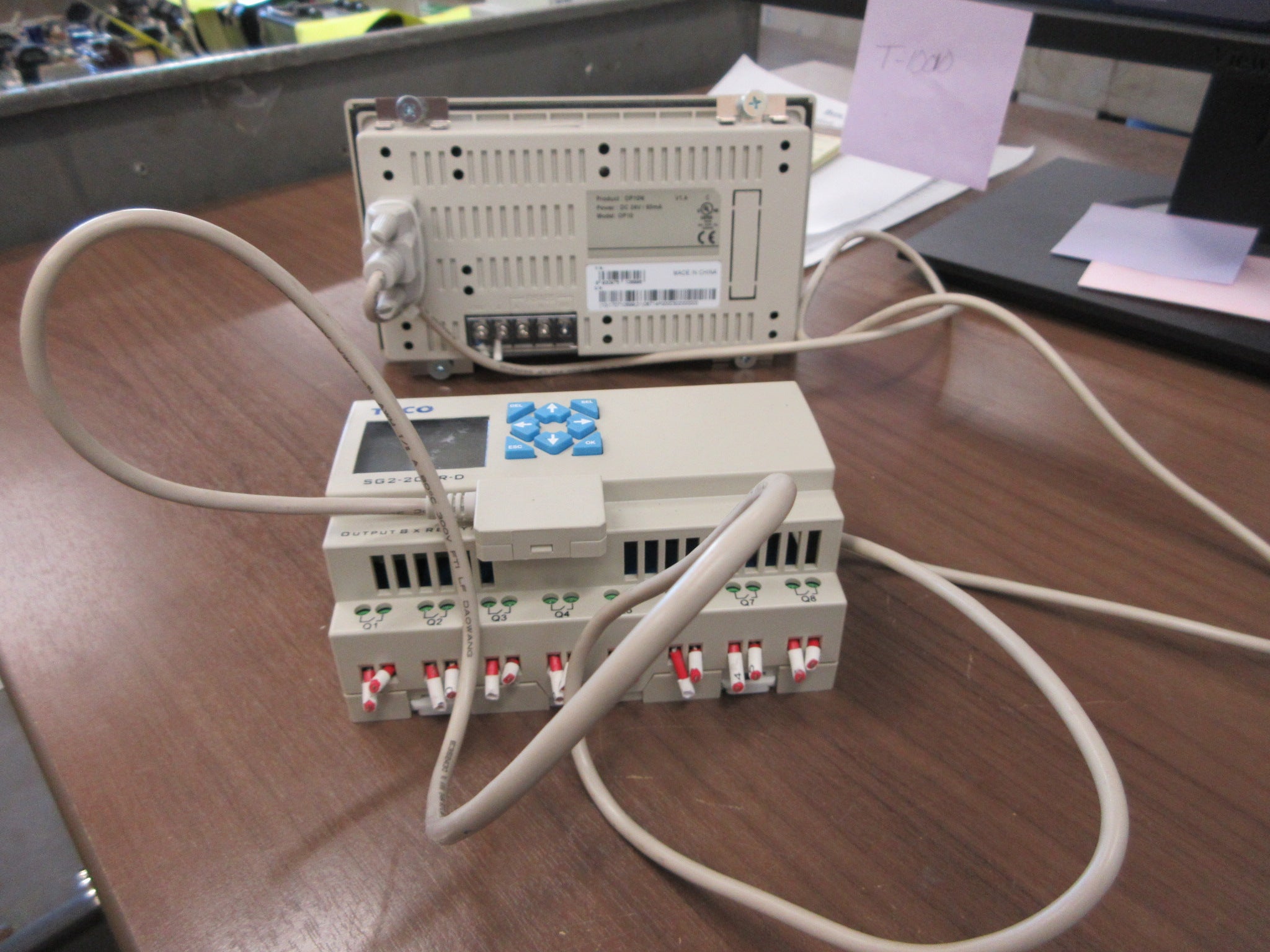 TECO Controller W/Panel SG2-20HR/OPION V3.9 / V1.4 Used
