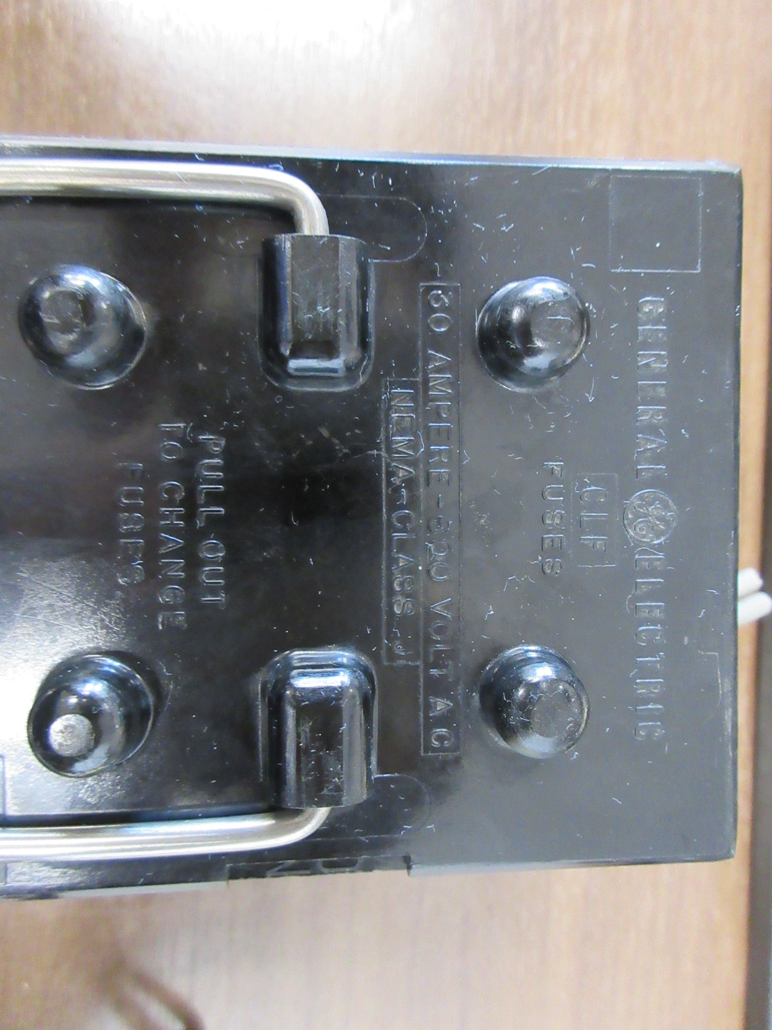 GE Fuse Pullout Switch CLF 30A 600V 2P (2) 6A Fuses Used