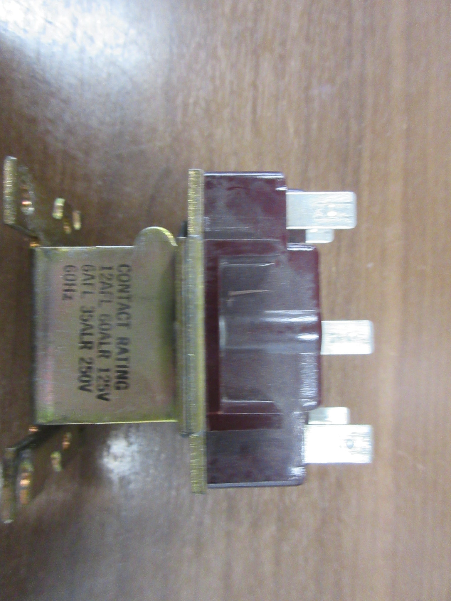 Essex Contactor 91-131016-13000 120V Coil Used