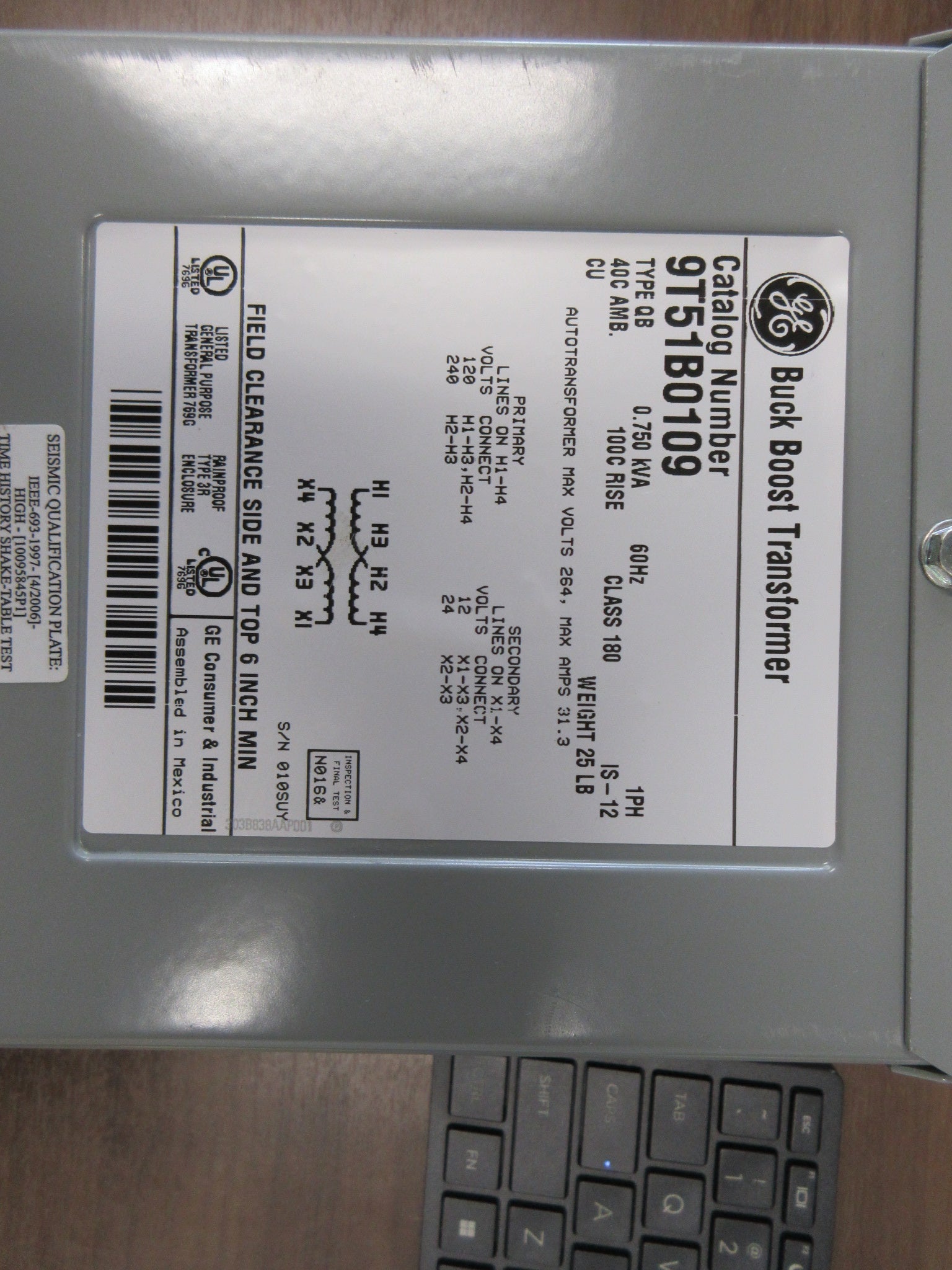 GE Buck Boost Transformer 9T51B0109 0.750 KVA Pri: 120/240V Ser: 12/24 V Used