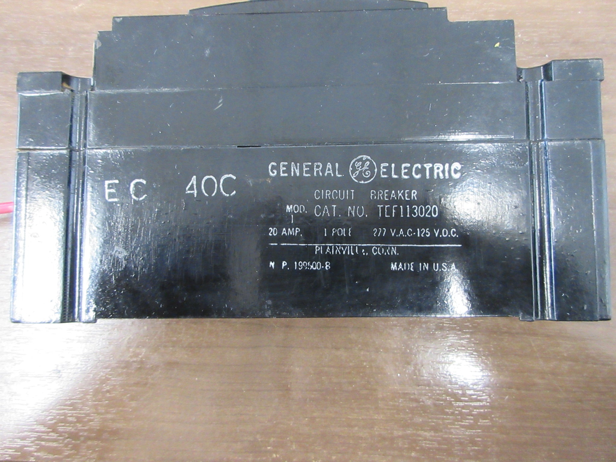 GE Circuit Breaker TED113020 20A 277 VP 1P Lots of 2 Used