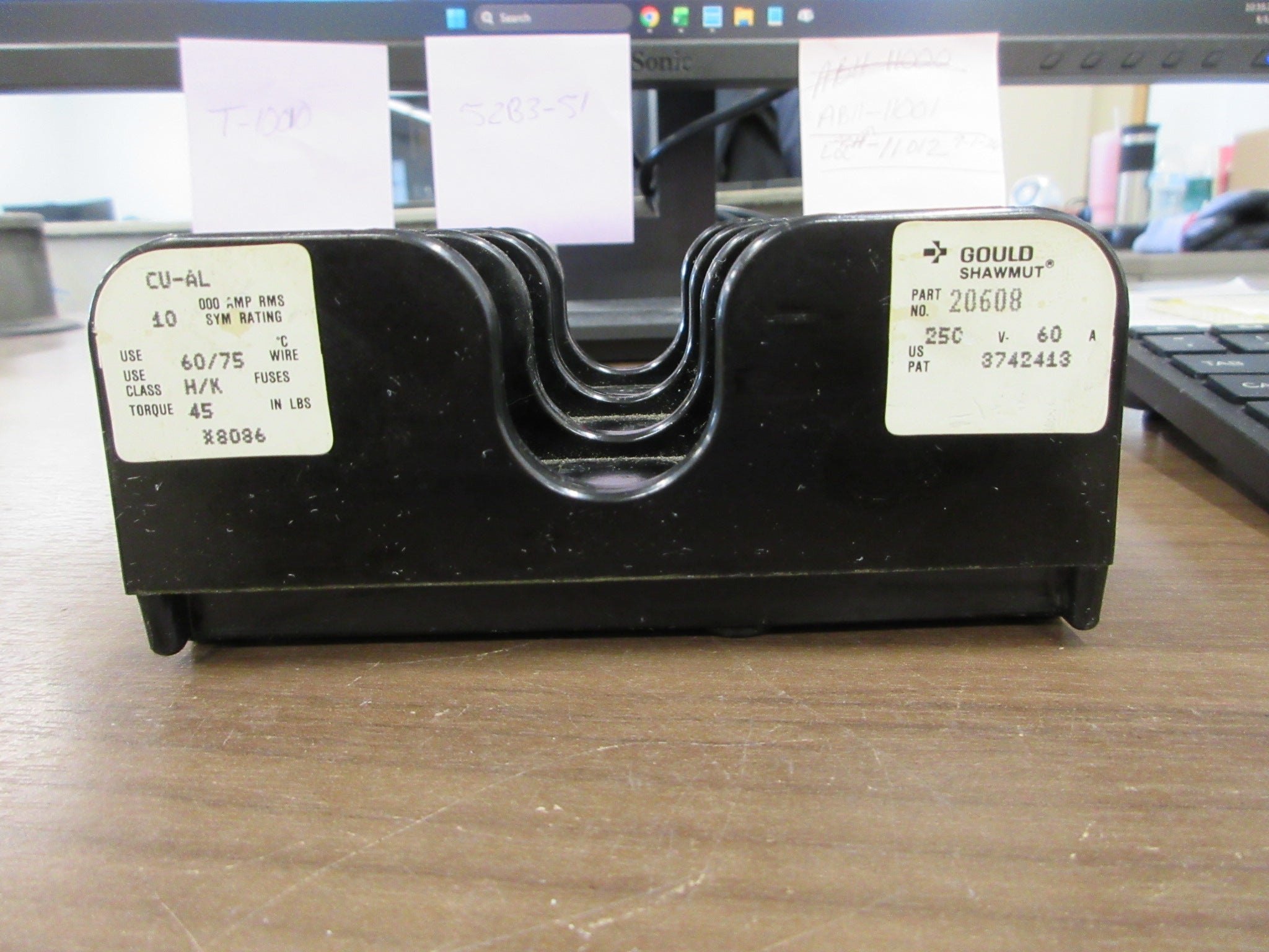 Gould Shawmut Fuse Holder 20608 60AM 250V 3P Used