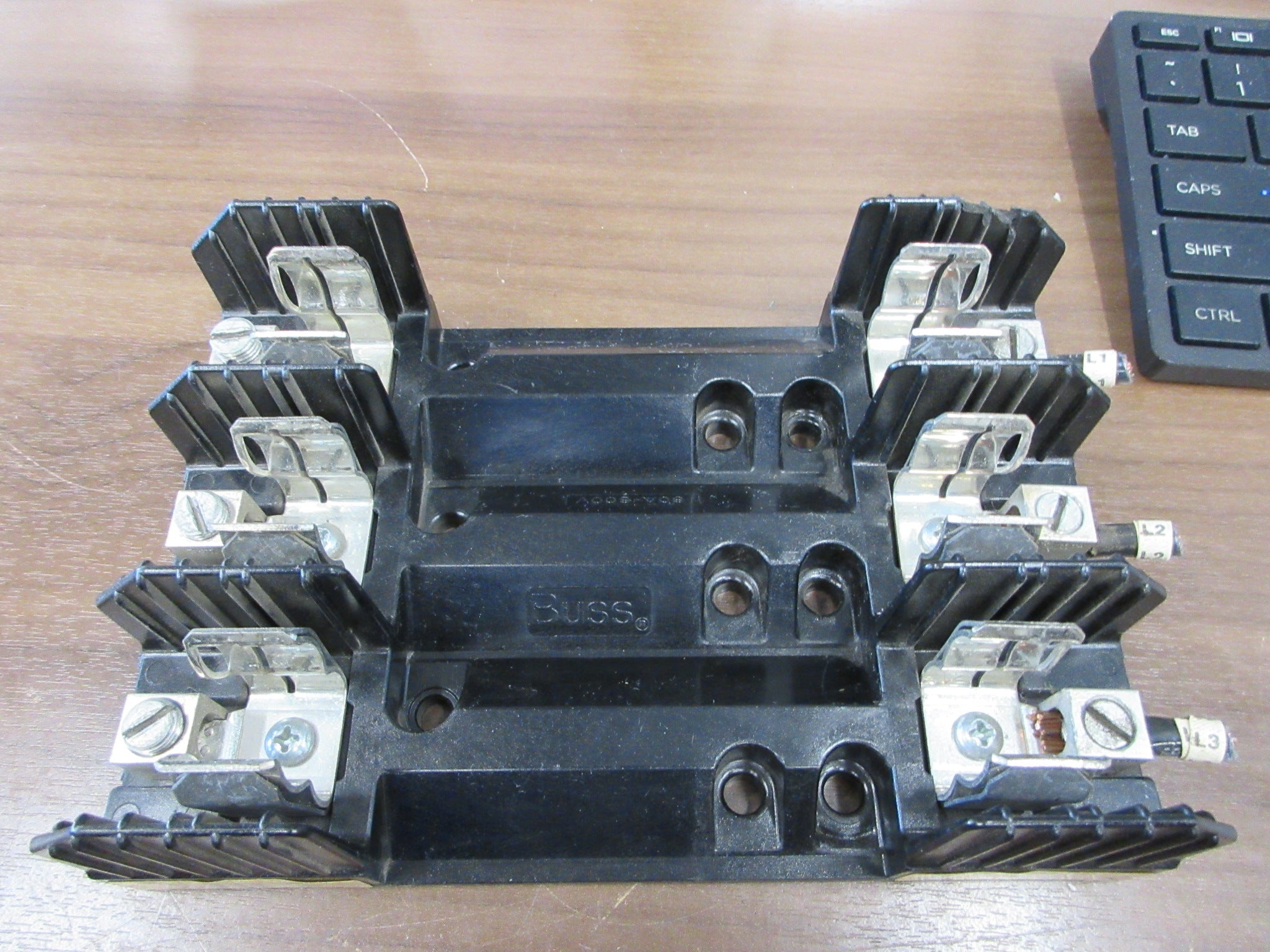 Edison Buss Fuse Holder E663-11 60A 600V 3P Used