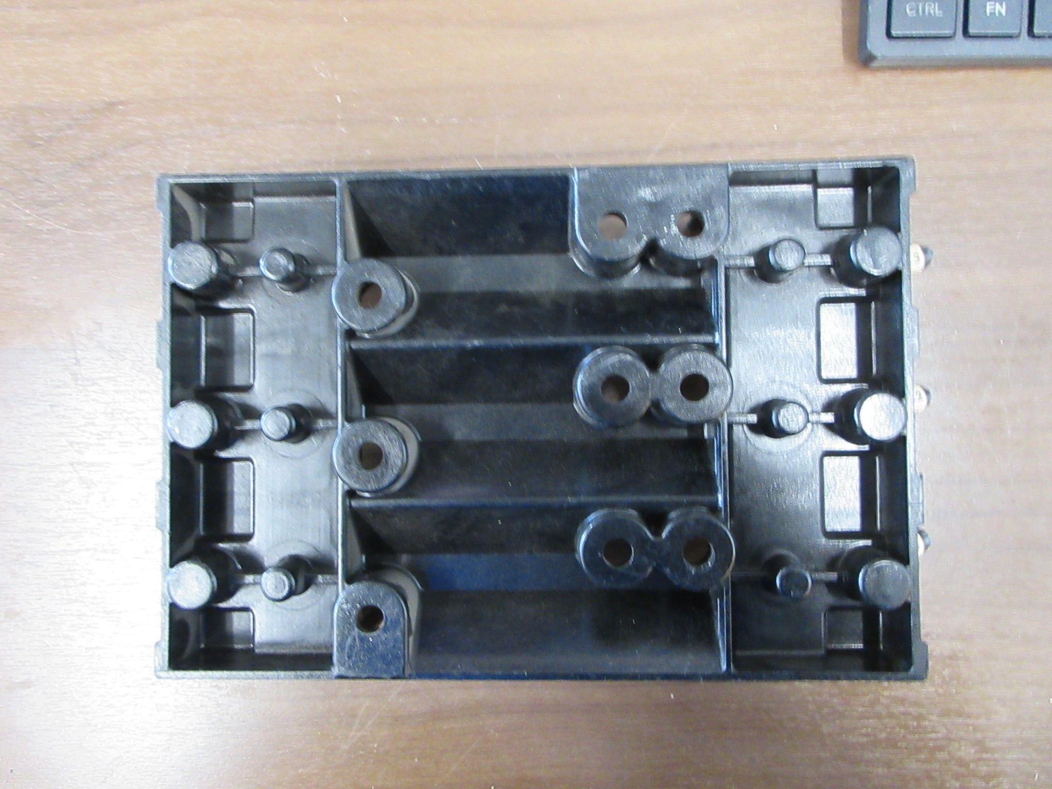 Edison Buss Fuse Holder E663-11 60A 600V 3P Used