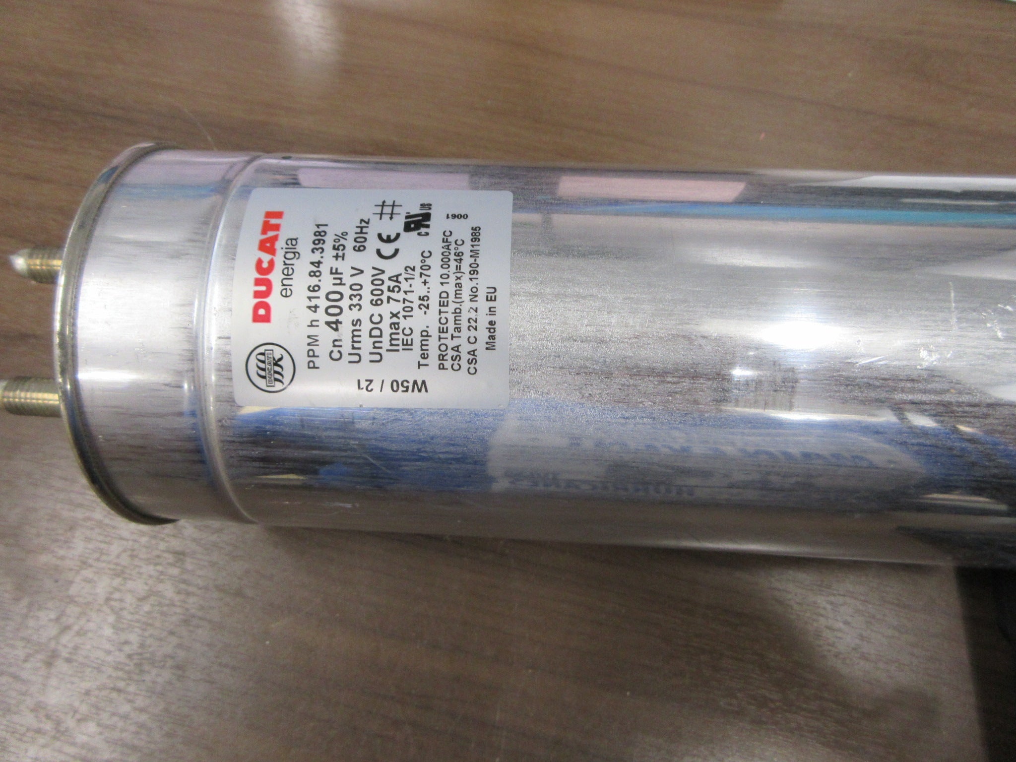 Ducati Capacitor 416.84.3981 400 uF 330 VDC 600 VDC Used