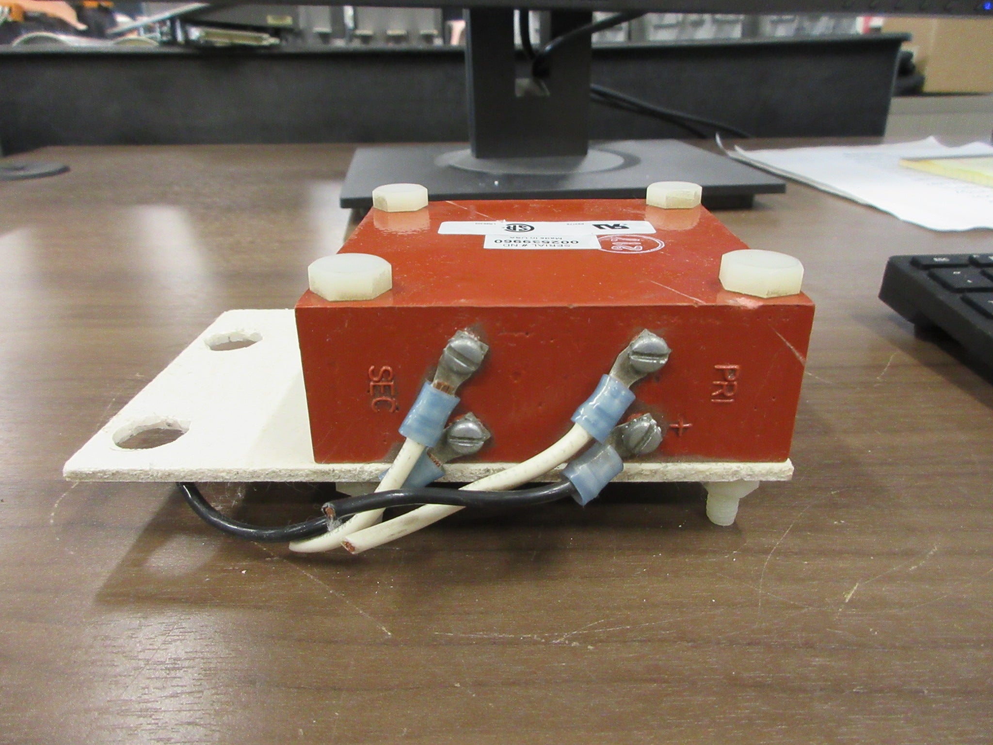 Instrument Transformer Isolation Transformer 750-SD-6721A27408 1:1 Used
