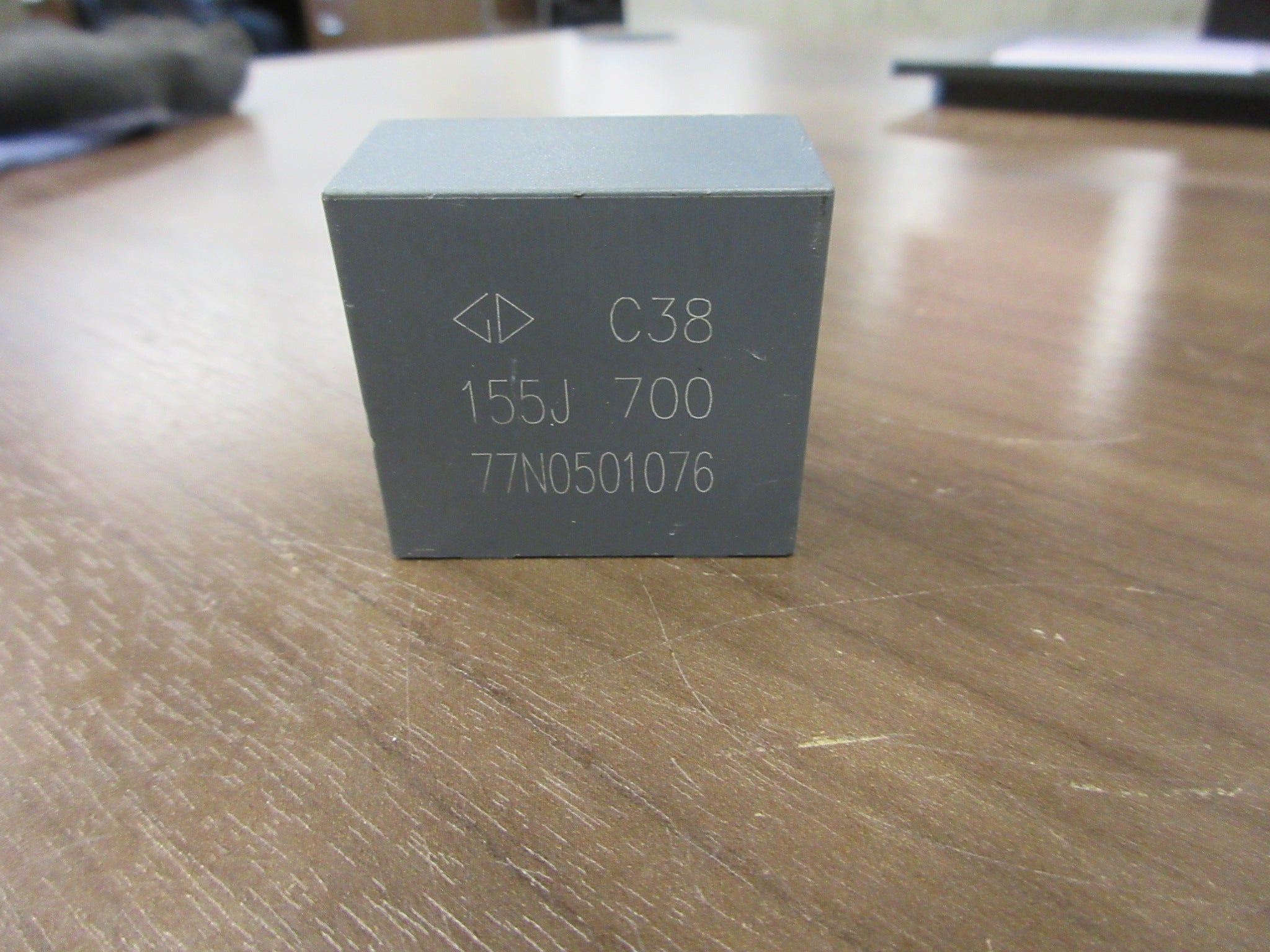 GD Capacitor 77N2521076 155J 700V Used