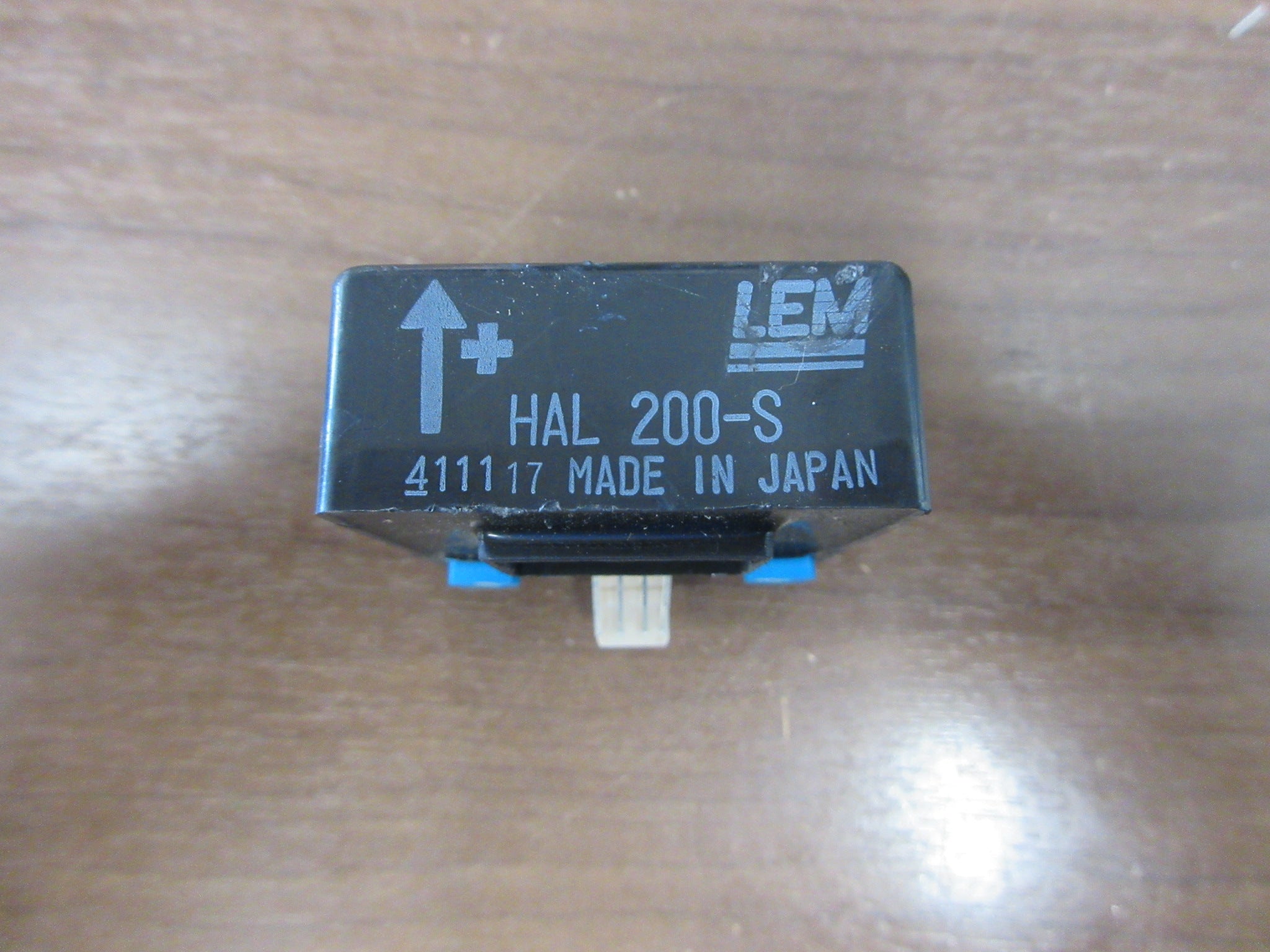 LEM Current Transducer HAL 200-S Used