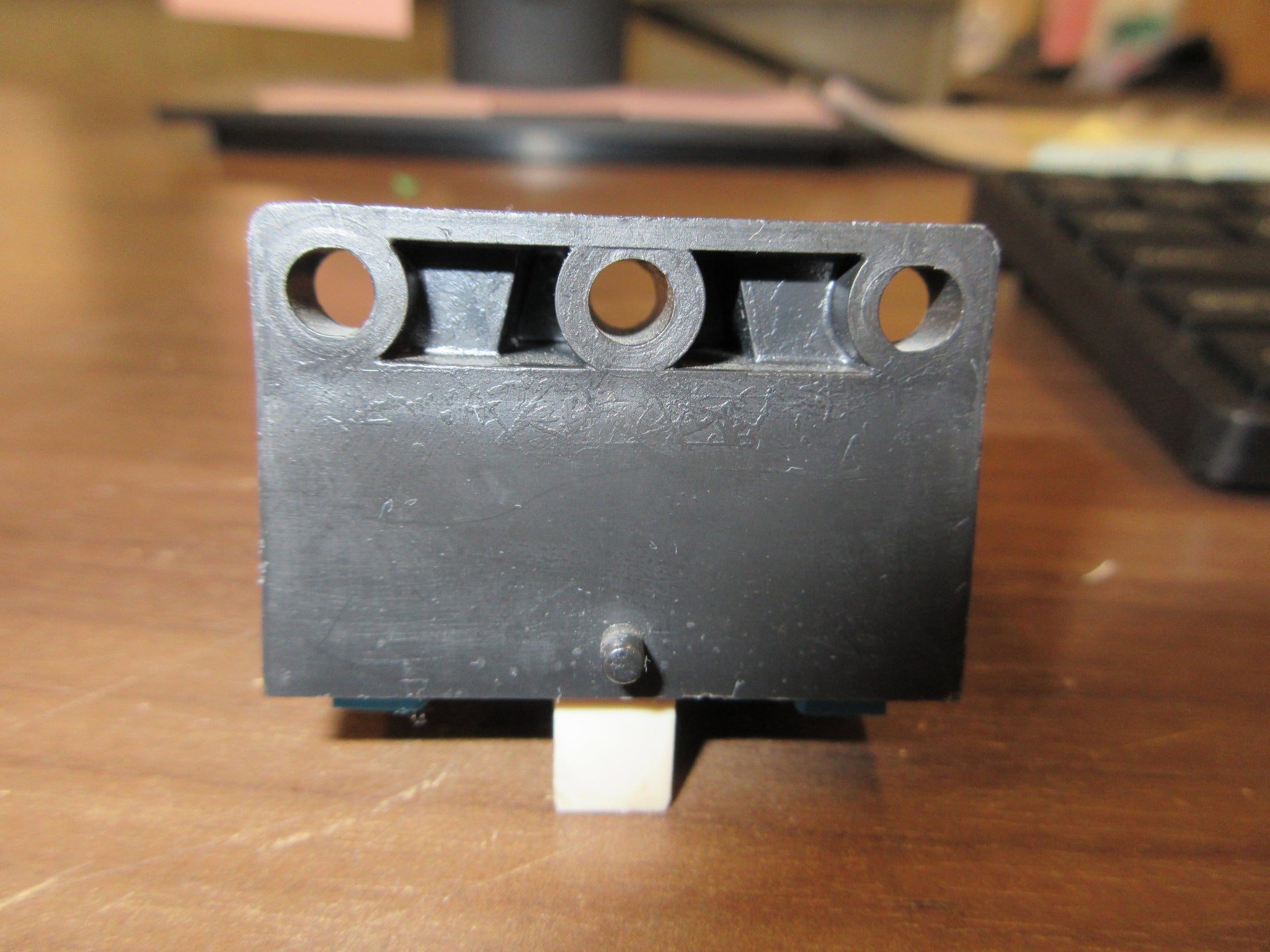 LEM Current Transducer HAL 200-S Used