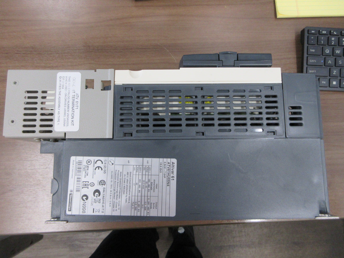 Telemecanique Alktivar 61 AC Drive ATV61HU55N4 7.5HP 3Ph Used
