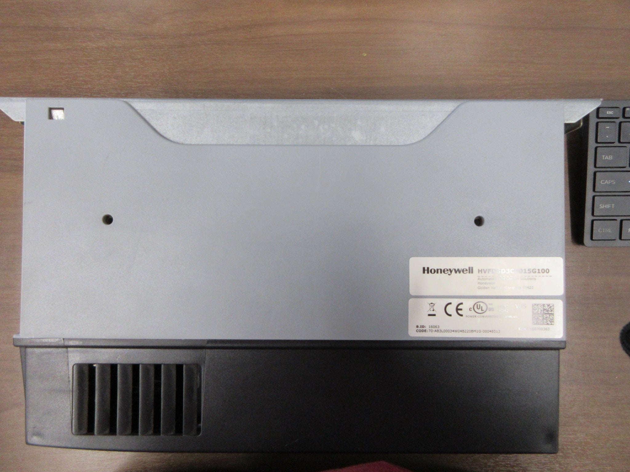 Honeywell SmartVFD AC Drive HVFDSD3C0015G100 1.5 HP 3Ph W /Keypad Used