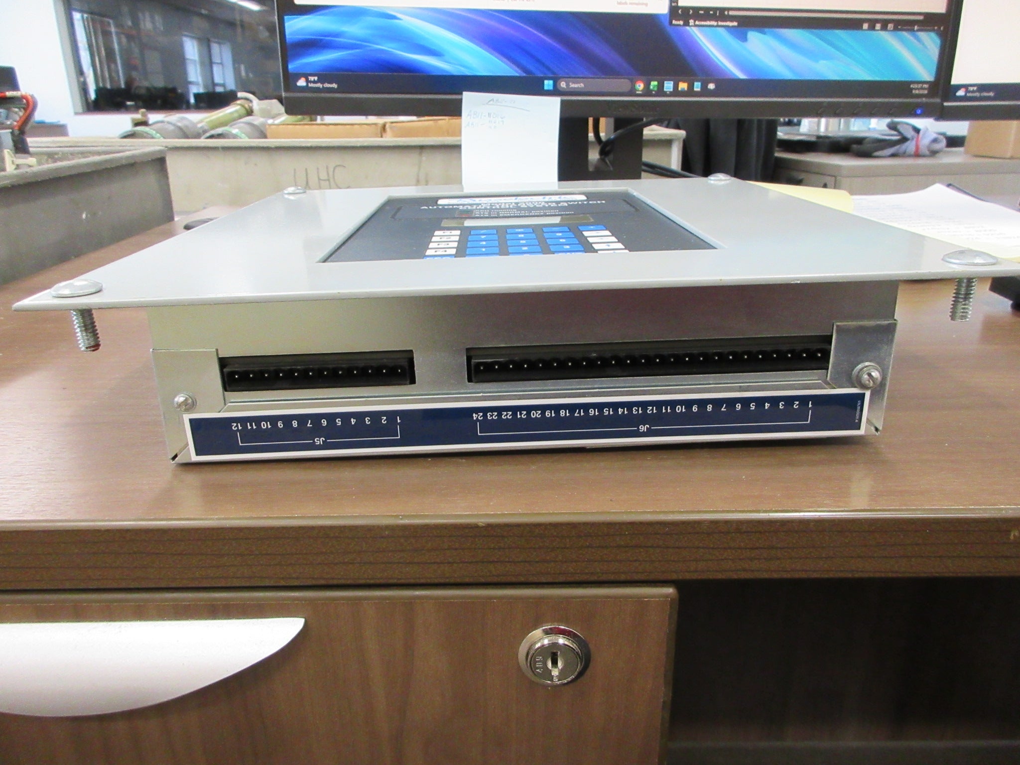 Russelectric Automatic Transfer Switch Model 2000 Used