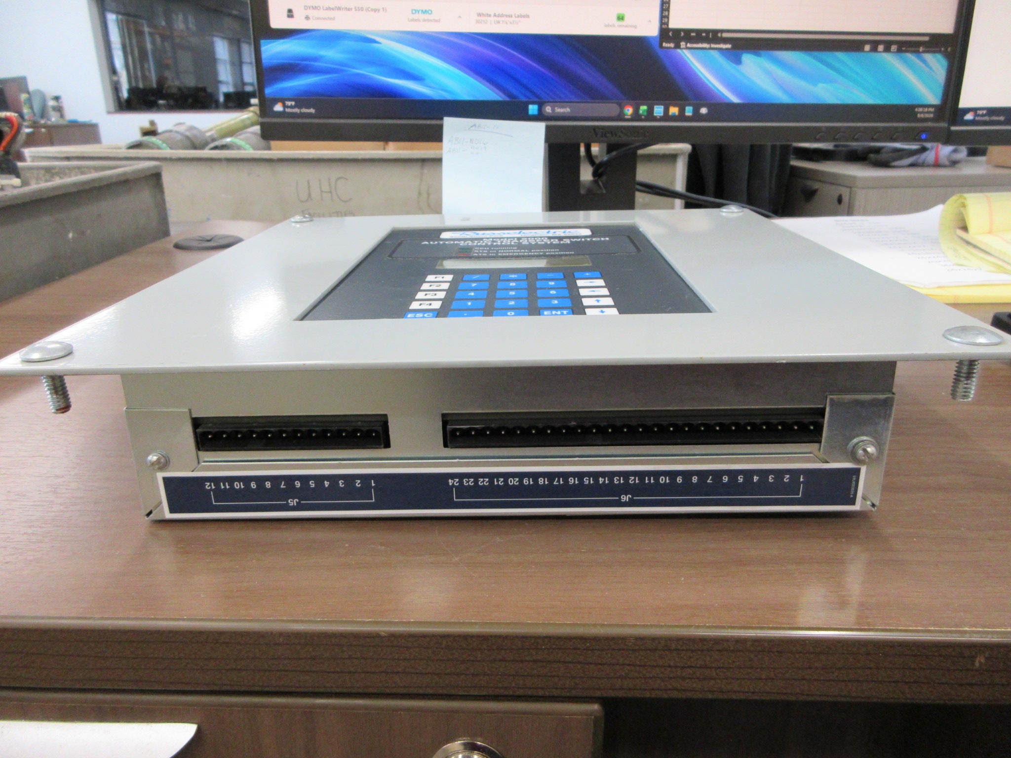 Russelectric Automatic Transfer Switch Model 2000 Used