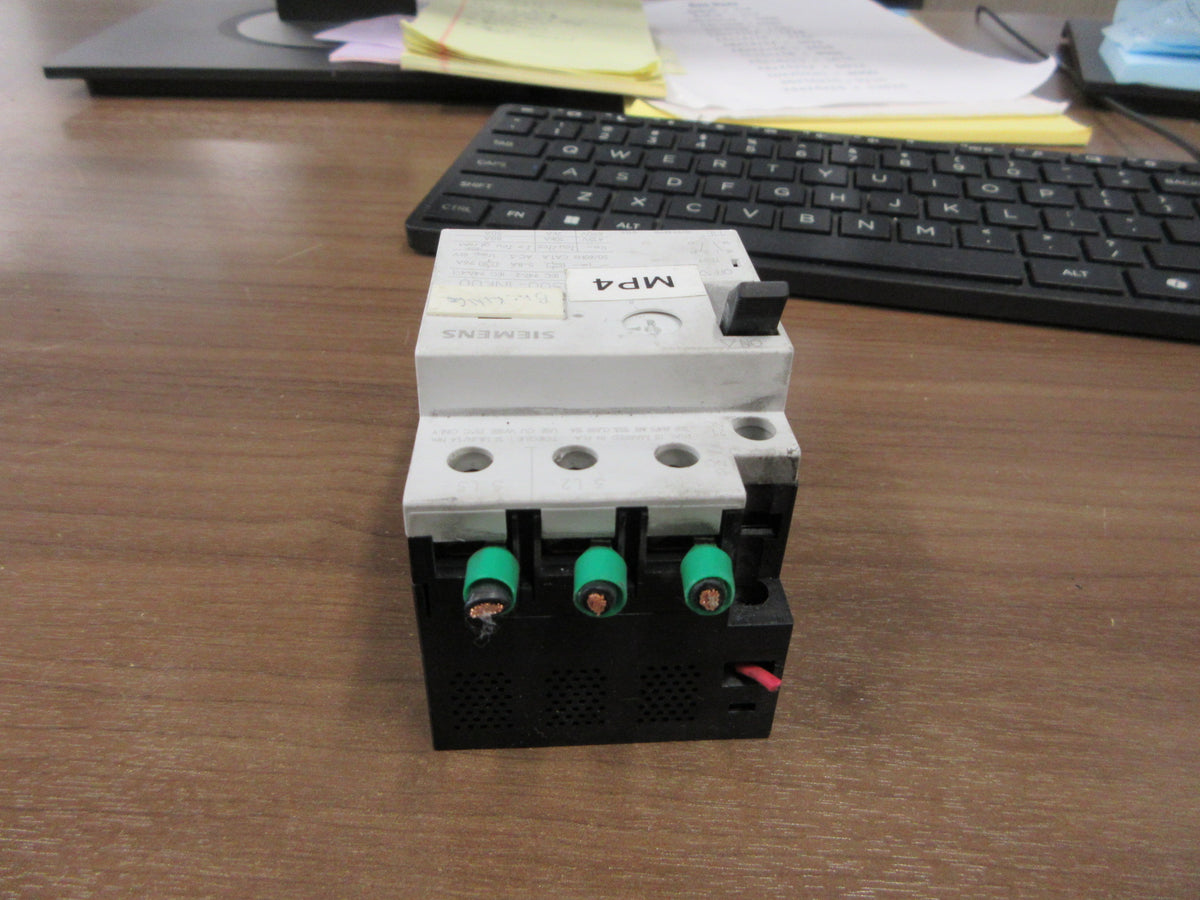 Siemens Manual Motor Protector 3VU1300-1NK00 Trip:5-8A Used