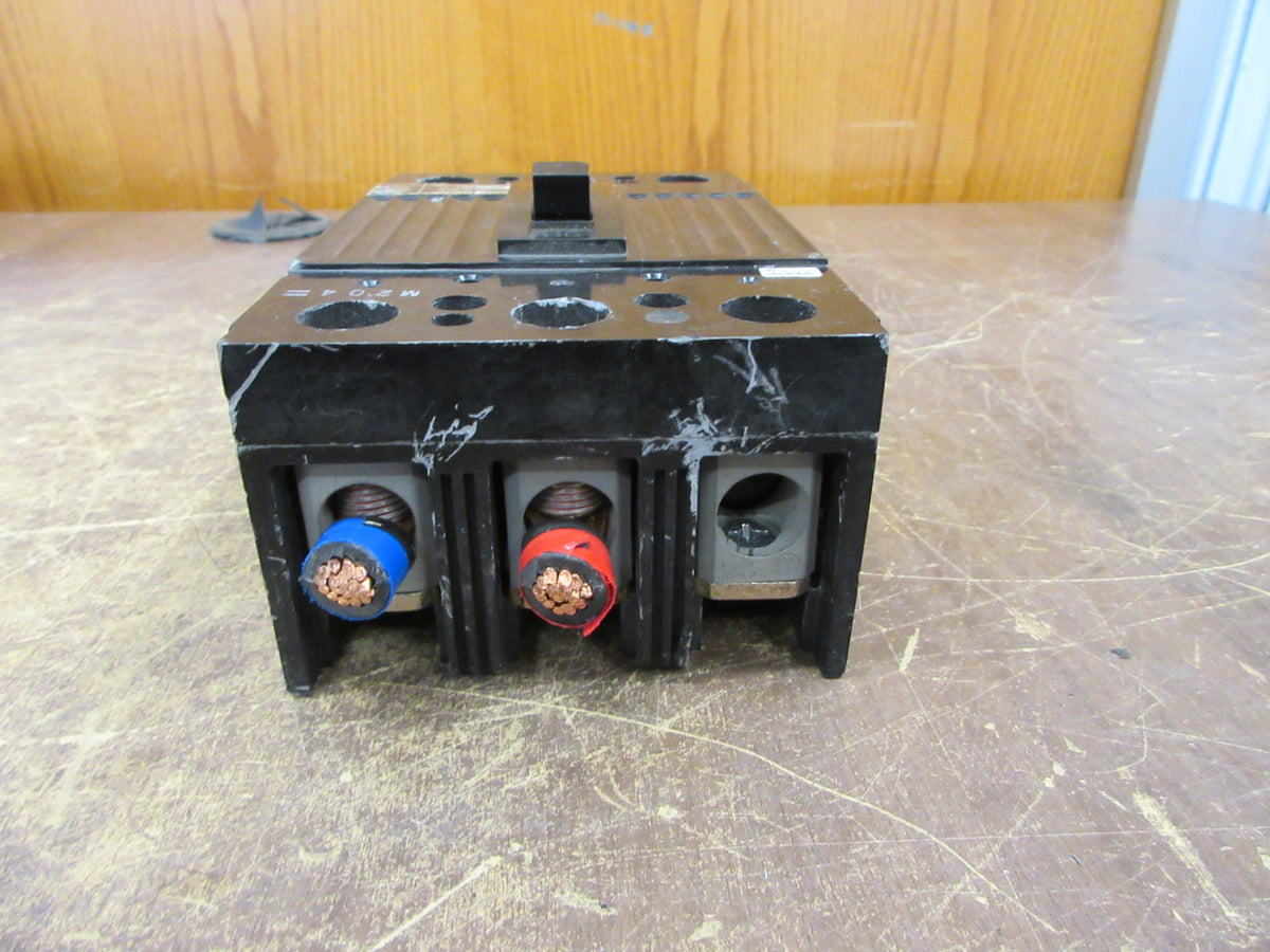 GE Circuit Breaker TQD32225 225A 240V 3P * (3) Lugs* Used