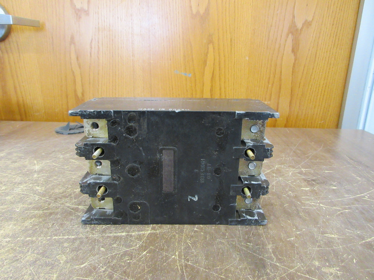 GE Circuit Breaker TQD32225 225A 240V 3P * (3) Lugs* (4) Mounting Screws  Used