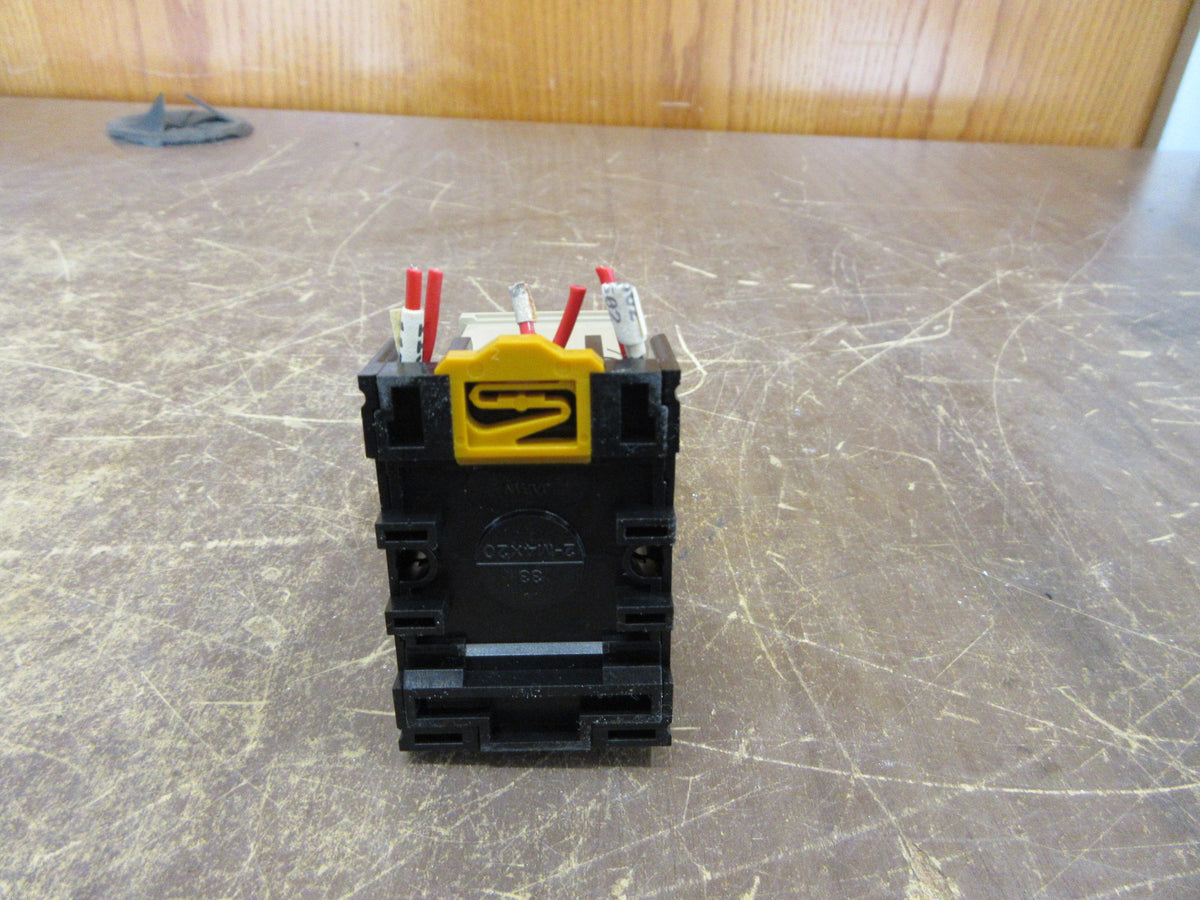 Omron Timer H3G-8C Range: 0-60 sec Used