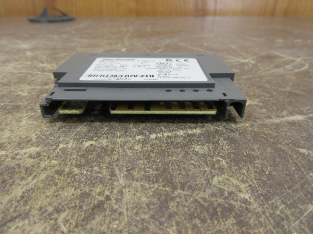 Allen-Bradley Thermo Couple Input Module 1734-IT2I Ser. C Rev. A01 Used