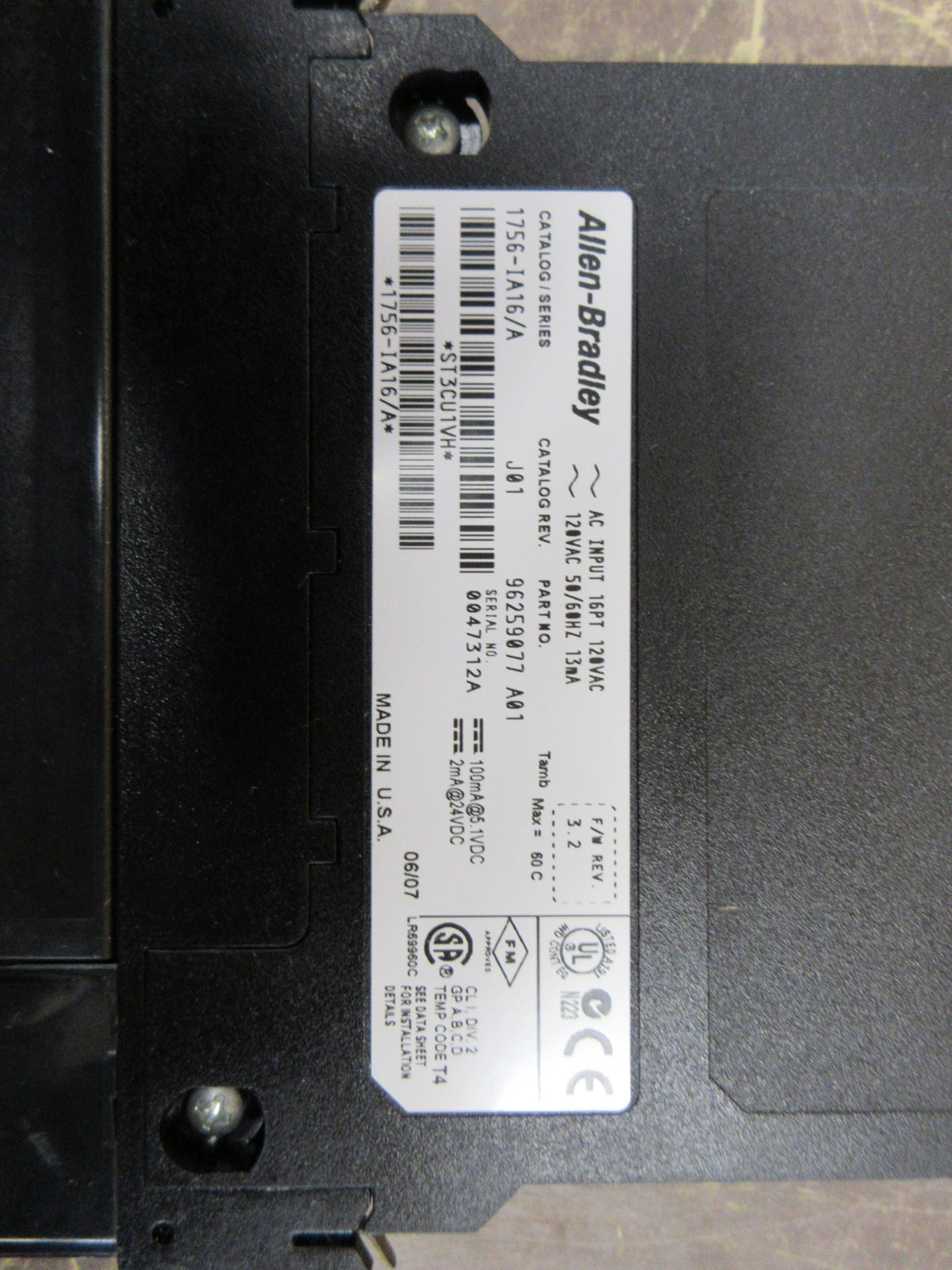 Allen-Bradley Input Module 1756-IA16 Ser. A Rev. J01 F/W Rev. 3.2 16PT 120V Used