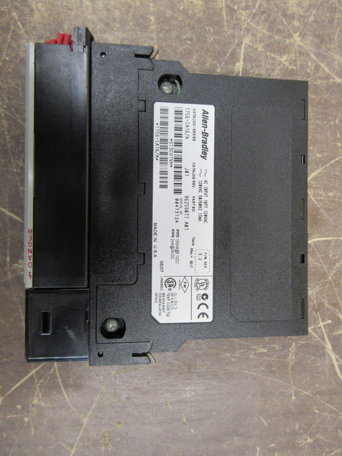 Allen-Bradley Input Module 1756-IA16 Ser. A Rev. J01 F/W Rev. 3.2 16PT 120V Used