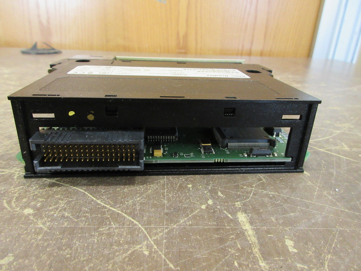 Allen-Bradley DeviceNet Comm. Module 1756-DNB Ser. B  F/W Rev: 7.002