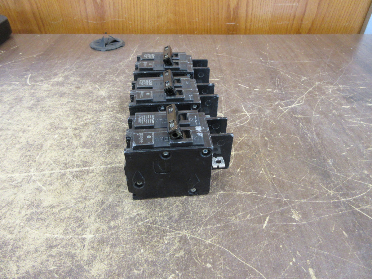 Siemens Type BQ Bolt-On Circuit Breaker BQ2B020 20A 120/240V 2P *Lot of 2* Used