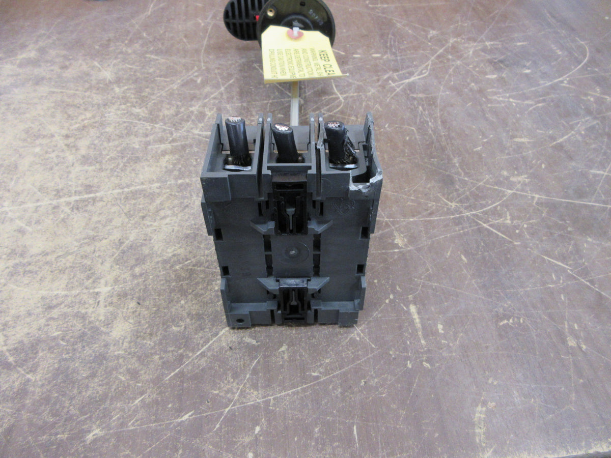 ABB Disconnect Switch OT60E3 60A 600V 3P * Broken Mounting Foot * Used