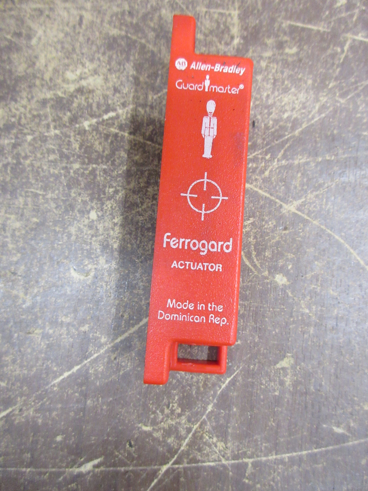 Allen-Bradley Guardmaster Ferrogard Actuator Used