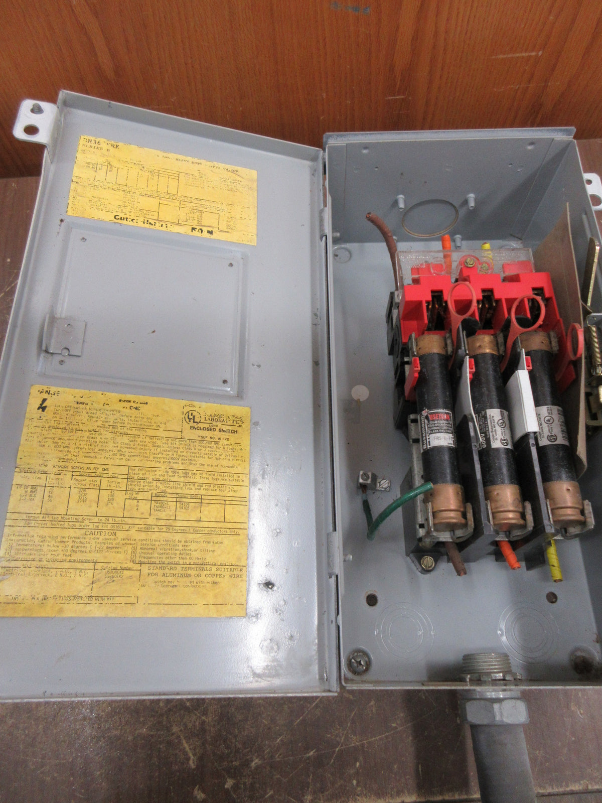 Eaton 3R Fusible Safety Switch/Disconnect DH362FRK Ser. B 60A 600V 3P Used