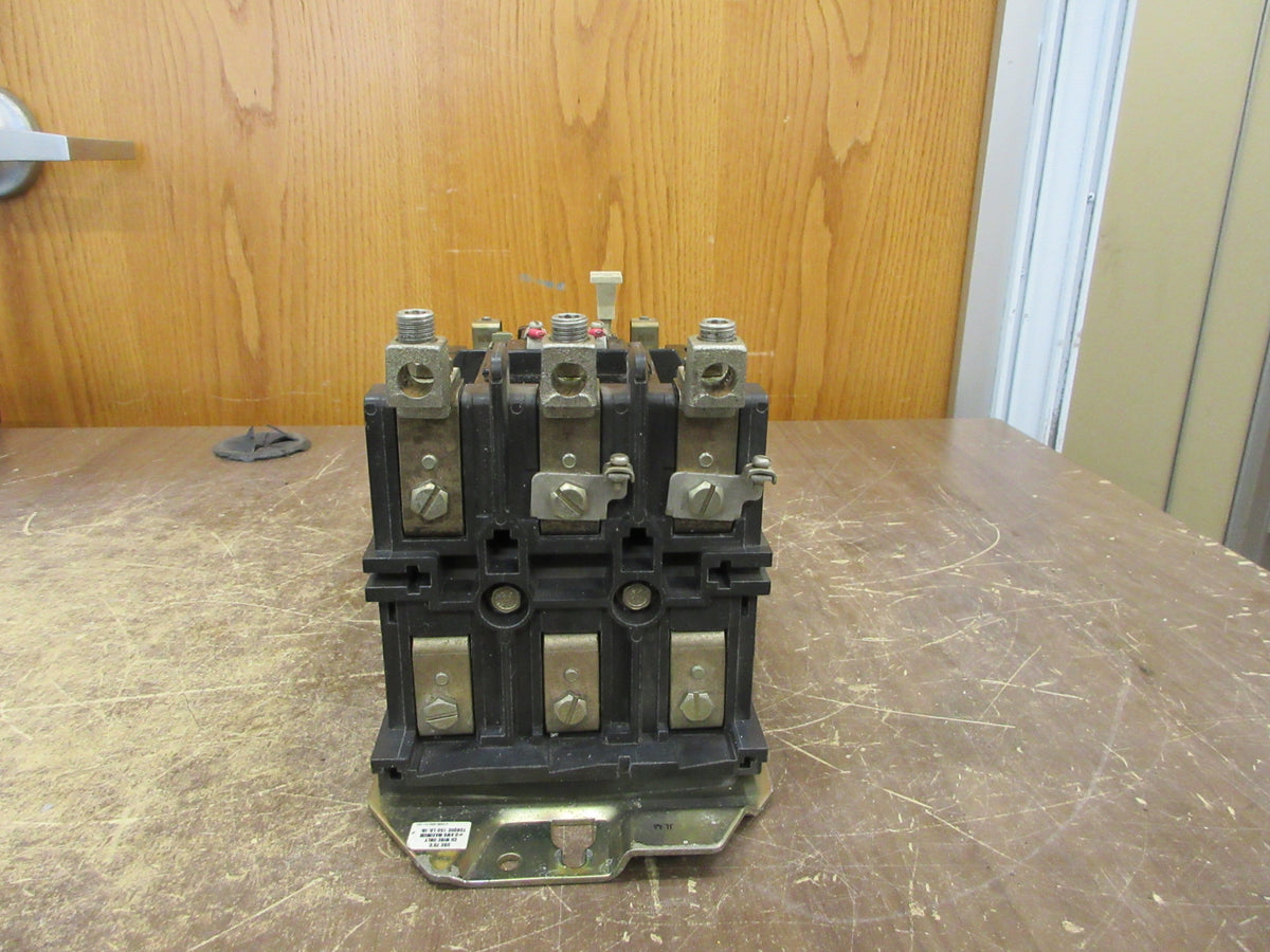 Allen-Bradley Contactor 409-D104ND Ser. A 115-DOV Coil 104A 600V Used