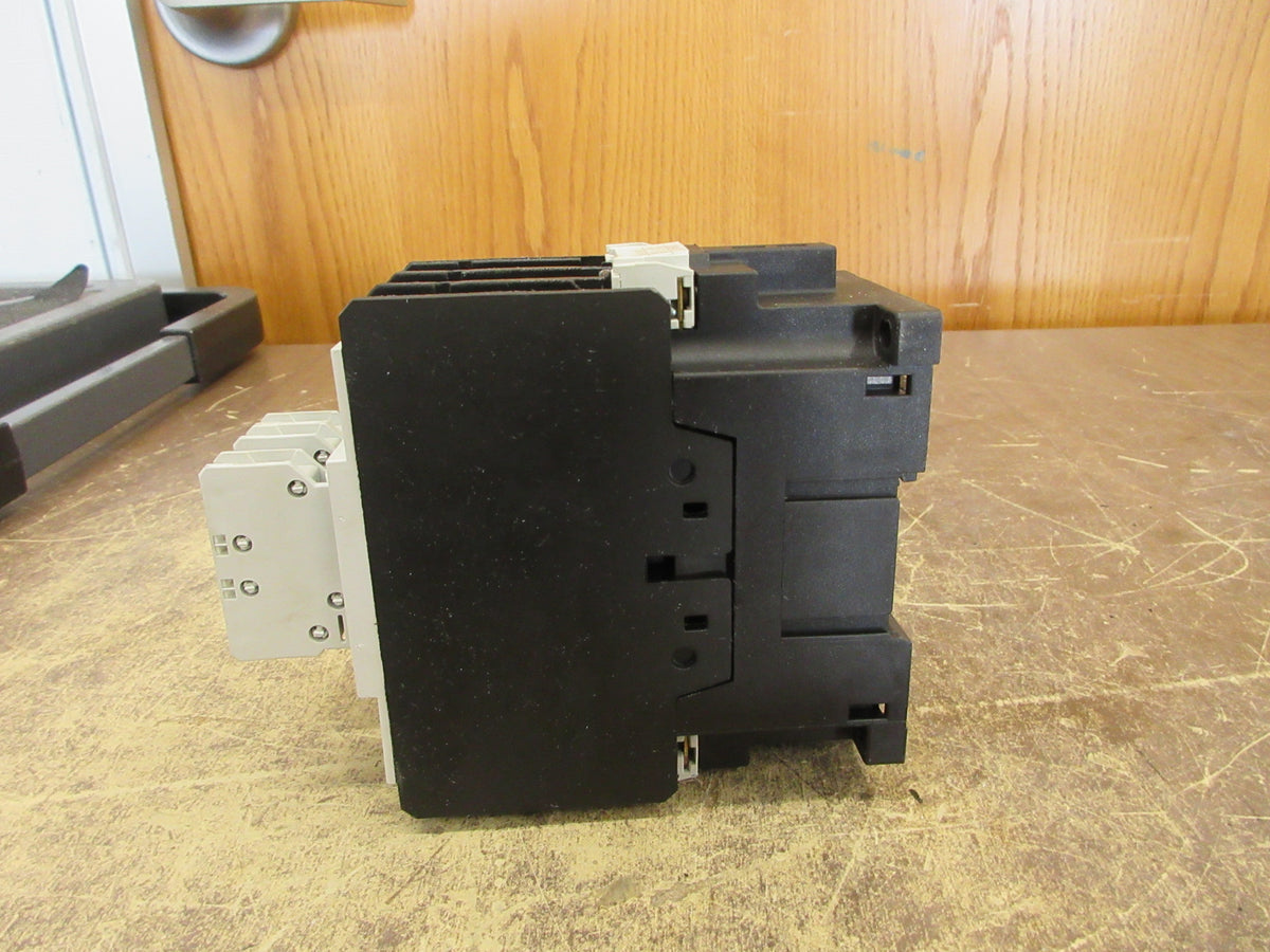 GE Contactor CL06A300M 120V Coil 80A 600V (3) Aux Contacts Used
